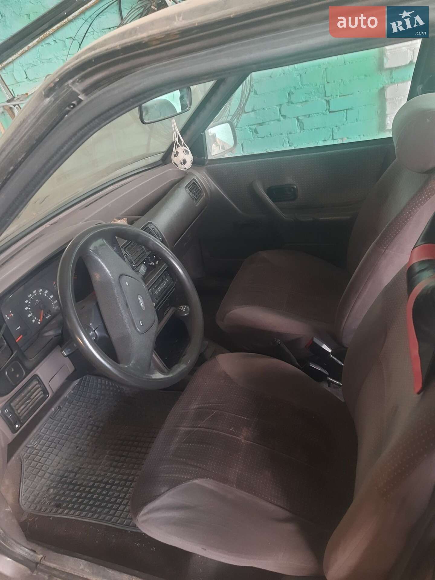 Ford Escort 1996 VIN WF0AXXGCAAGY54580 фото оголошення 9 з 16