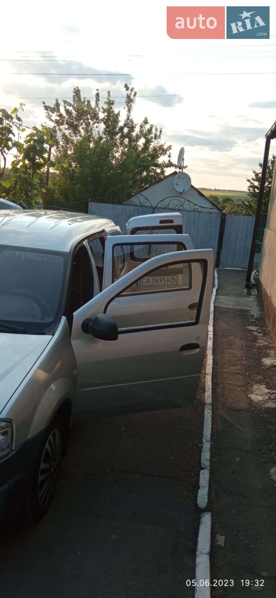 ВАЗ / Lada Largus 2013 VIN XTAKS015LD0737593 фото оголошення 5 з 21
