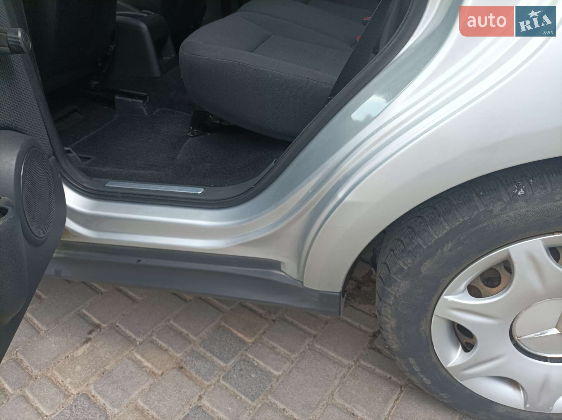 Mercedes-Benz A-Class 2011 VIN WDD1690311J962199 фото оголошення 8 з 13