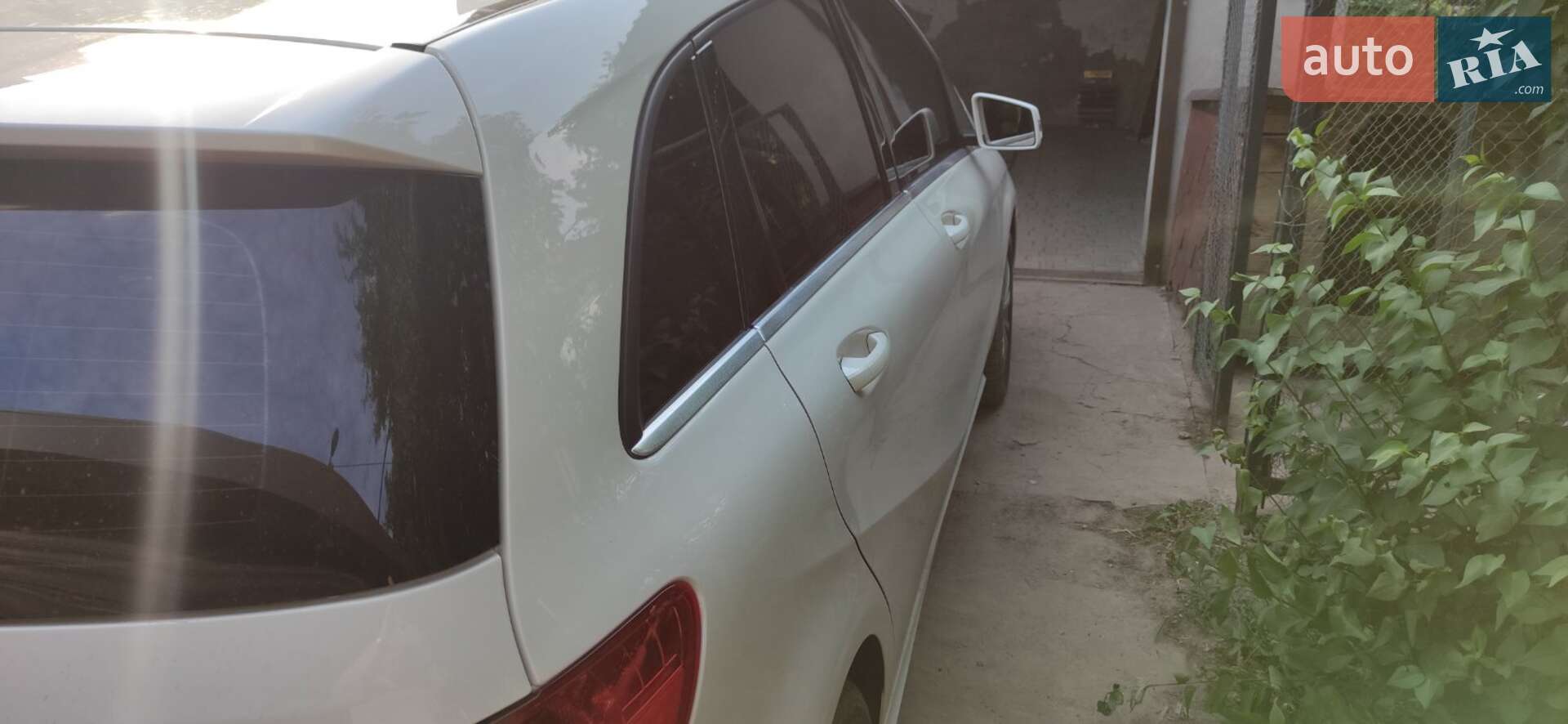 Mercedes-Benz B-Class 2014 VIN WDDMH0BB6FN100727 фото оголошення 4 з 14