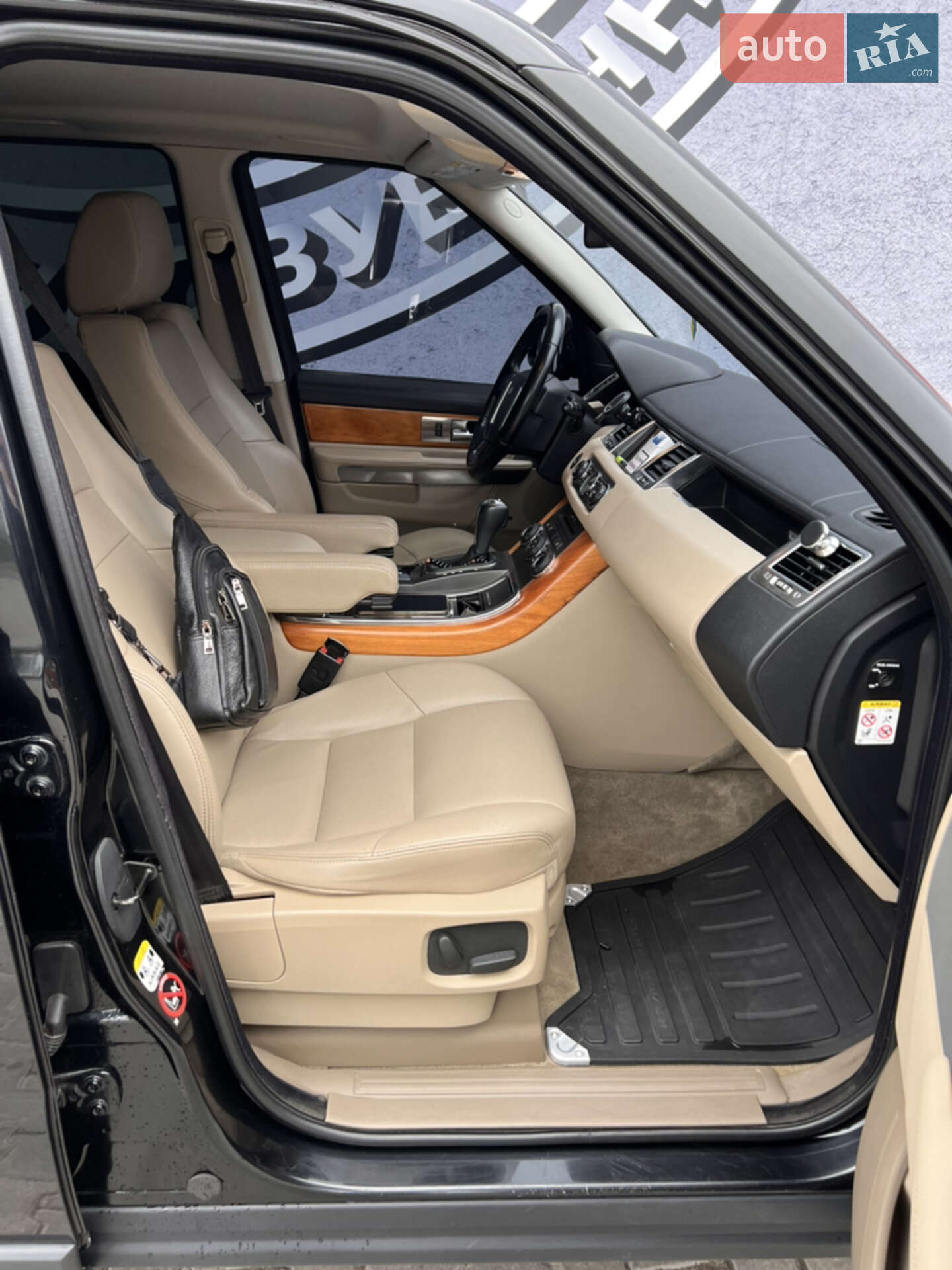 Land Rover Range Rover Sport 2011 VIN SALLSAAG4BA711910 фото оголошення 13 з 22