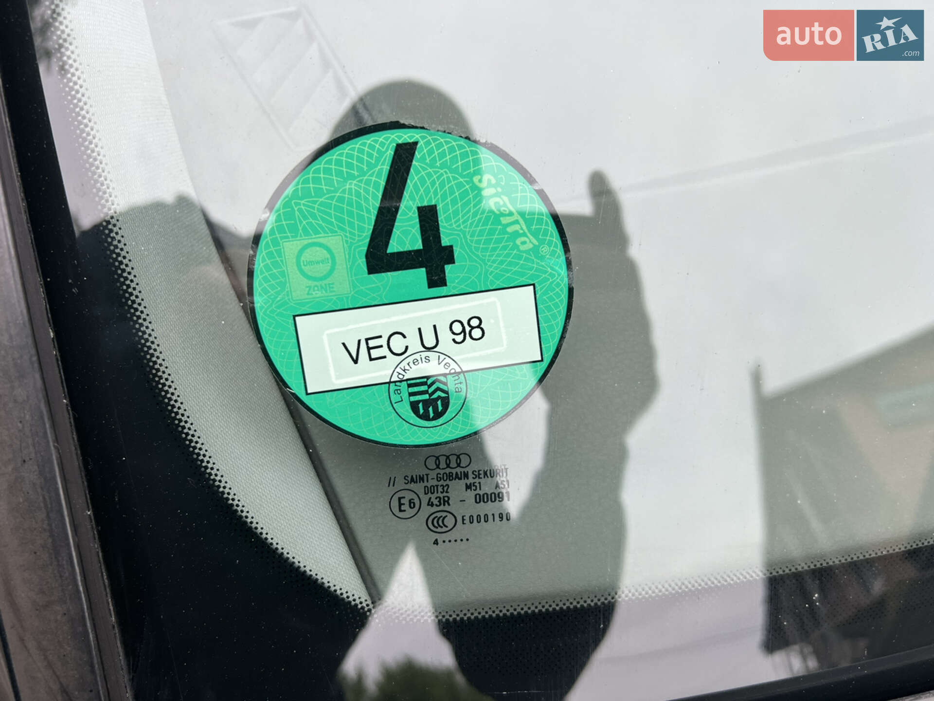 Audi A4 2004 VIN WAUZZZ8E35A071970 фото оголошення 2 з 156