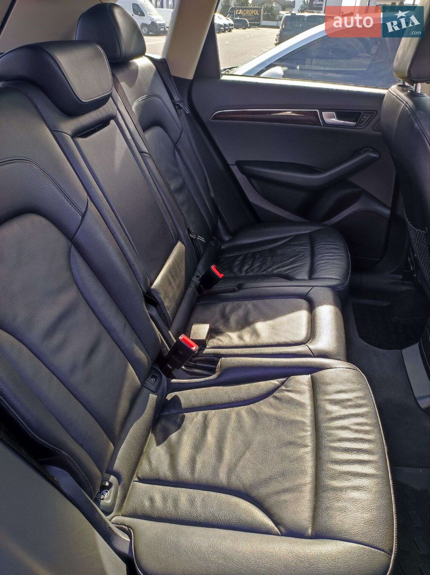 Audi Q5 2012 VIN WA1LFAFP1CA128083 фото оголошення 40 з 46