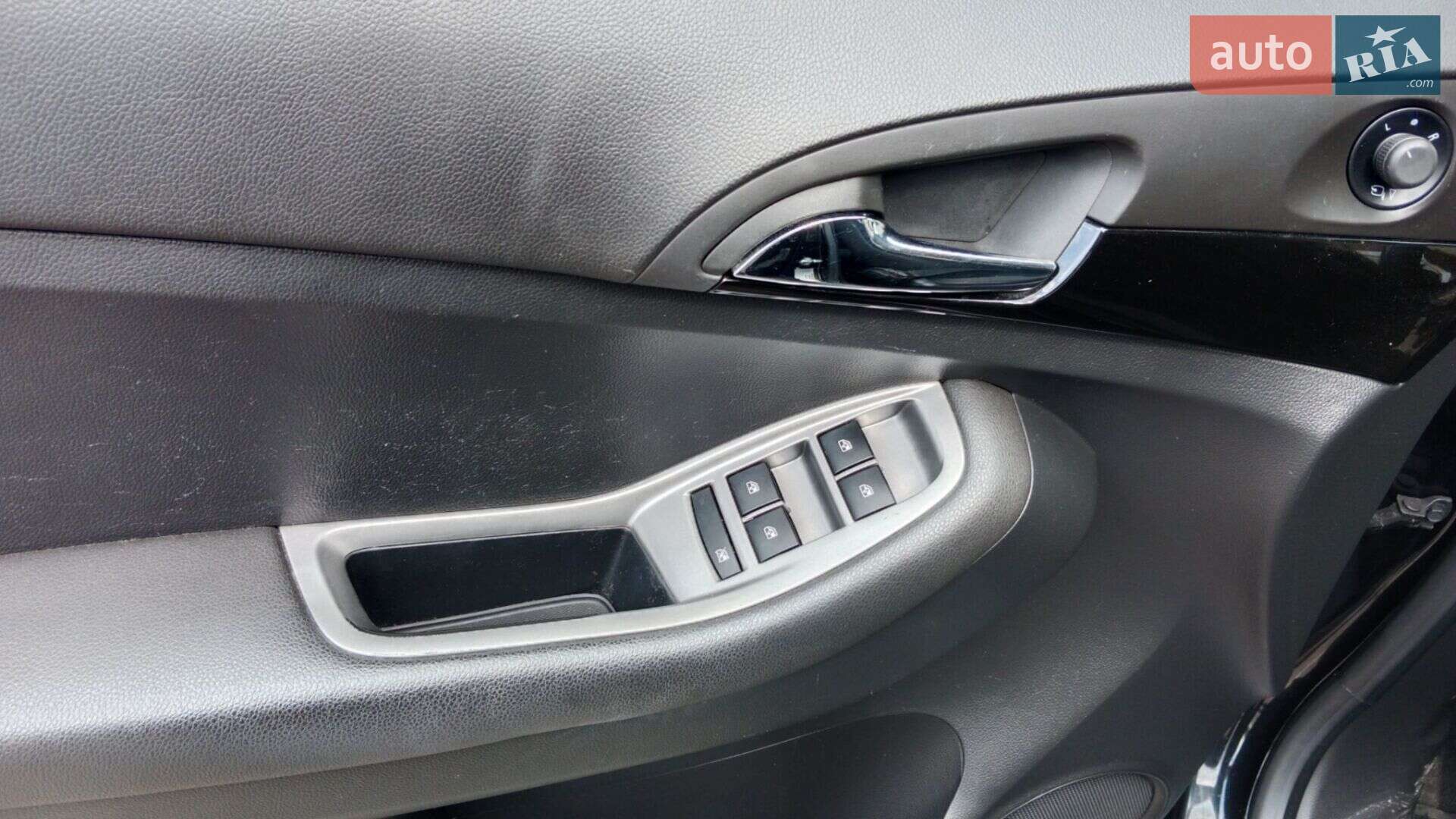 Chevrolet Orlando 2012 VIN KL1YA75Y9CK769470 фото оголошення 15 з 41