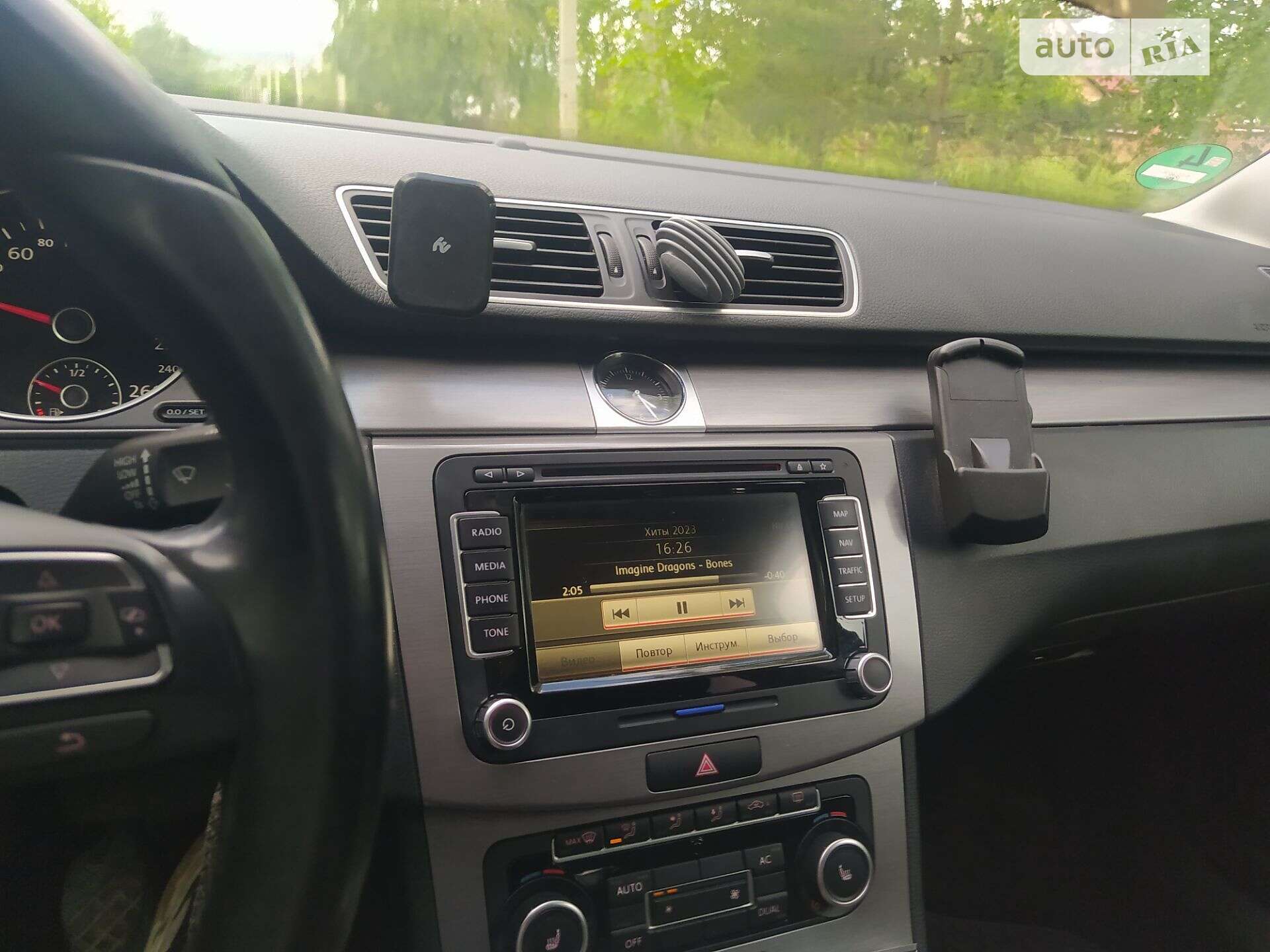 Volkswagen Passat 2011 VIN WVWZZZ3CZCE063642 фото оголошення 12 з 36
