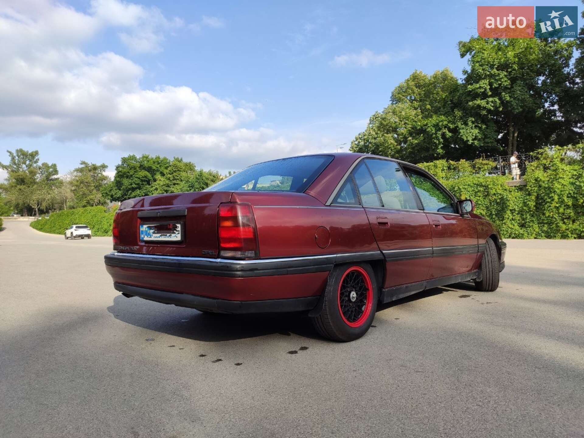 Opel Omega 1992 VIN W0L000016N1014095 фото оголошення 2 з 6