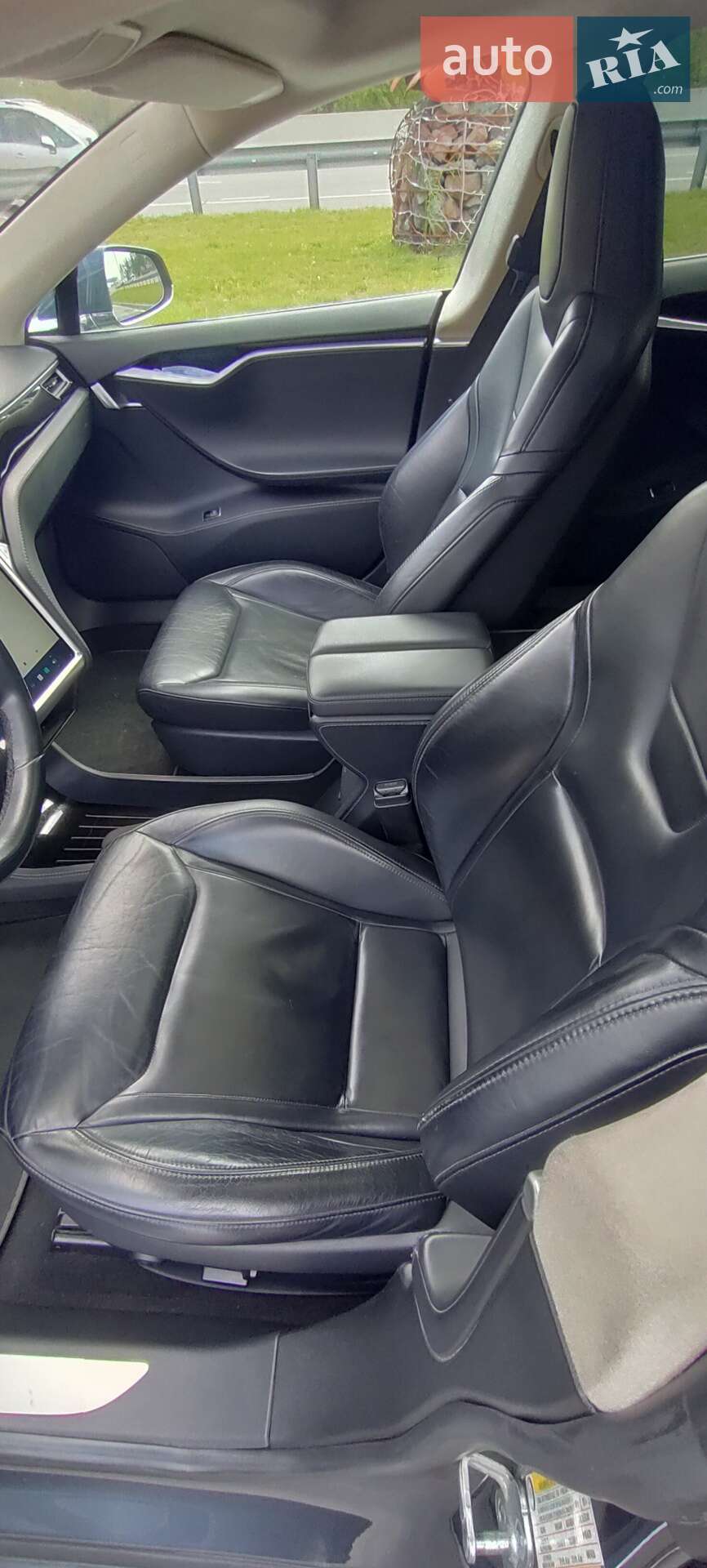 Tesla Model S 2015 VIN 5YJSA1S25FF095725 фото оголошення 3 з 8