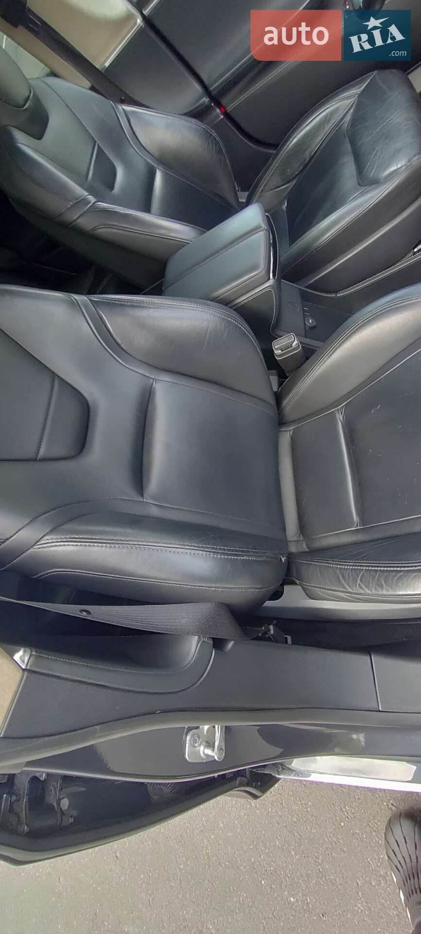 Tesla Model S 2015 VIN 5YJSA1S25FF095725 фото оголошення 4 з 8