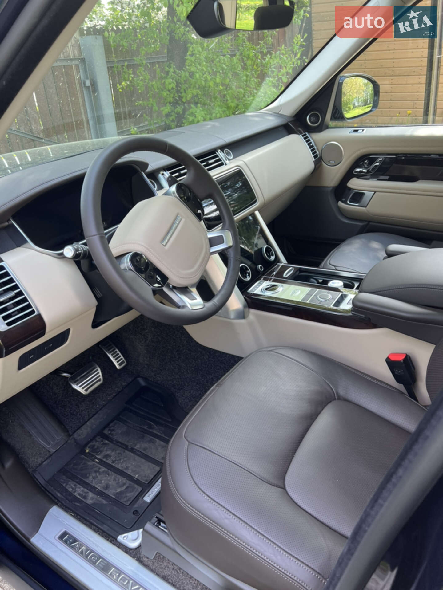 Land Rover Range Rover 2021 VIN SALGA2BW9MA455673 фото оголошення 18 з 38