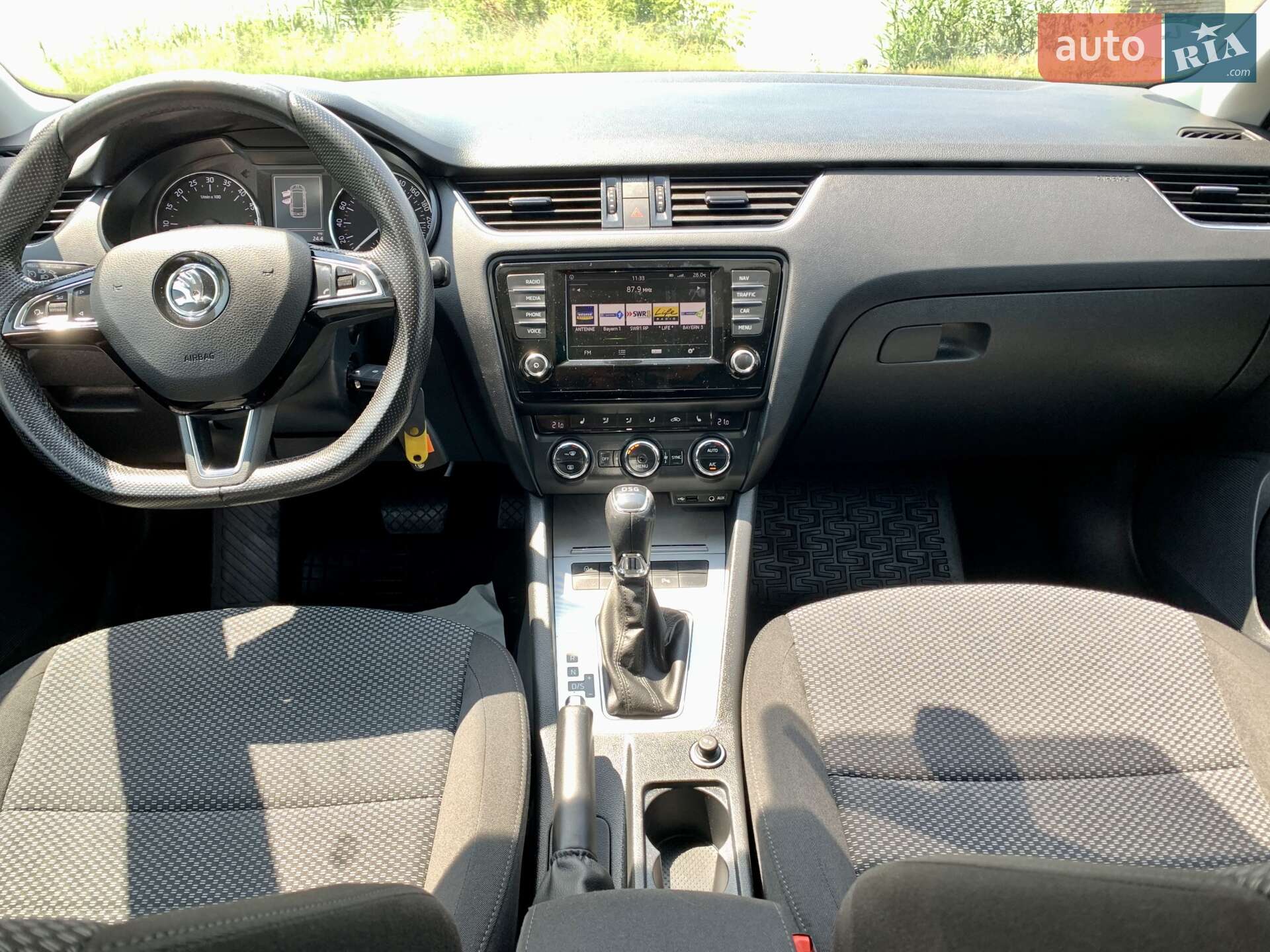 Skoda Octavia 2016 VIN TMBJG7NE3H0007999 фото оголошення 27 з 36
