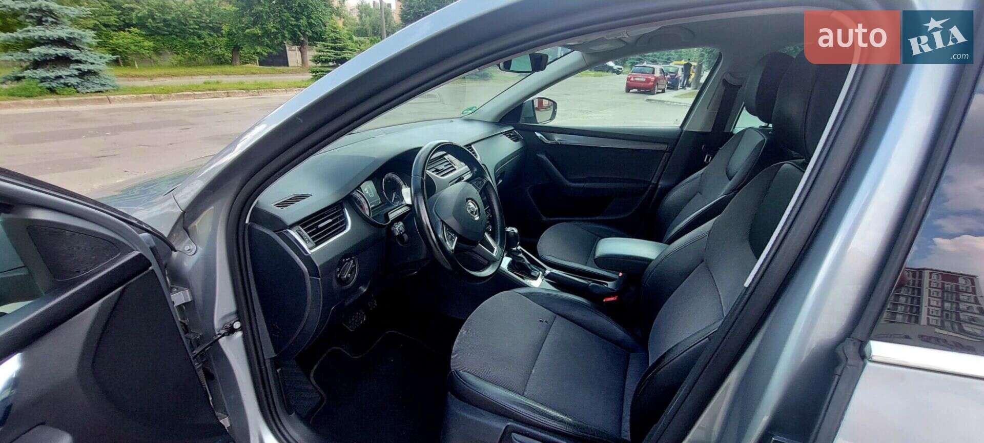 Skoda Octavia 2018 VIN TMBJG7NE3K0027578 фото оголошення 11 з 21