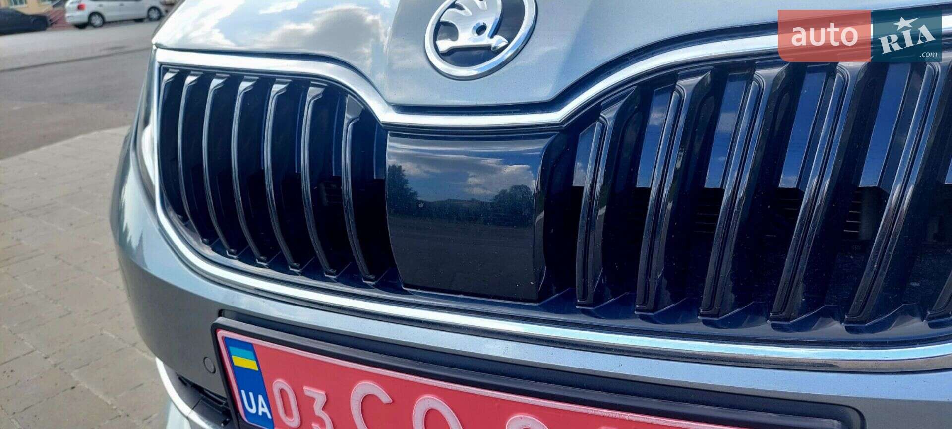 Skoda Octavia 2018 VIN TMBJG7NE3K0027578 фото оголошення 15 з 21
