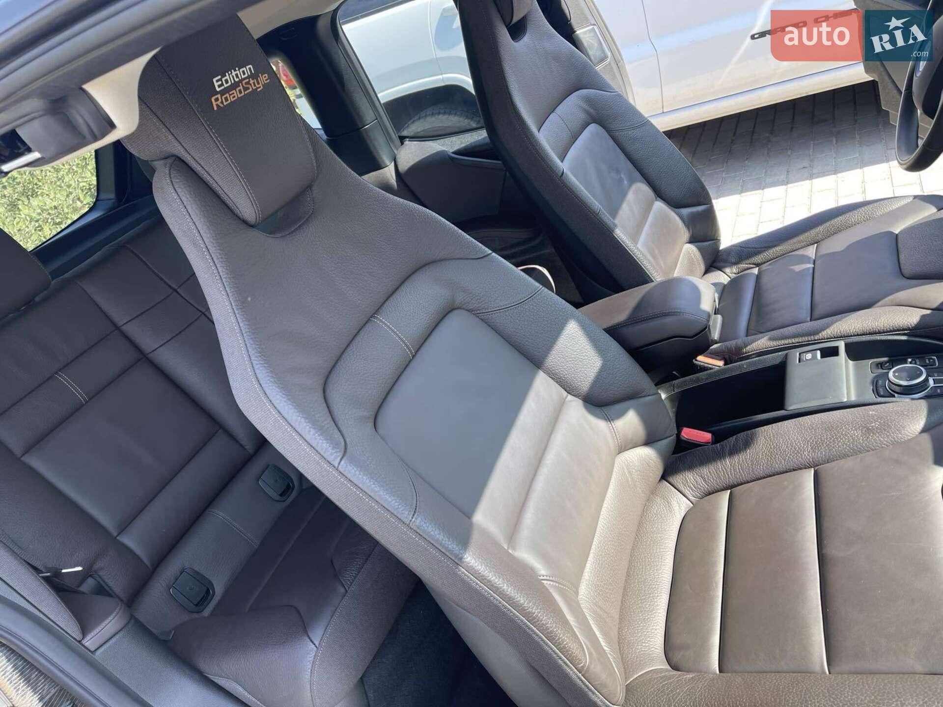BMW I3 2020 VIN WBY8P6C06L7F80655 фото оголошення 9 з 10