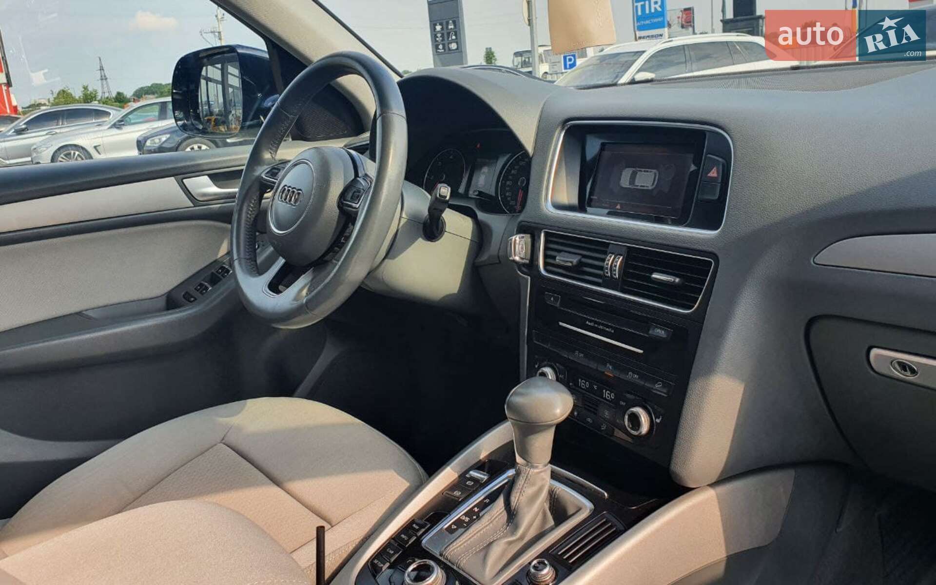 Audi Q5 2014 VIN WAUZZZ8R9FA050710 фото оголошення 33 з 43