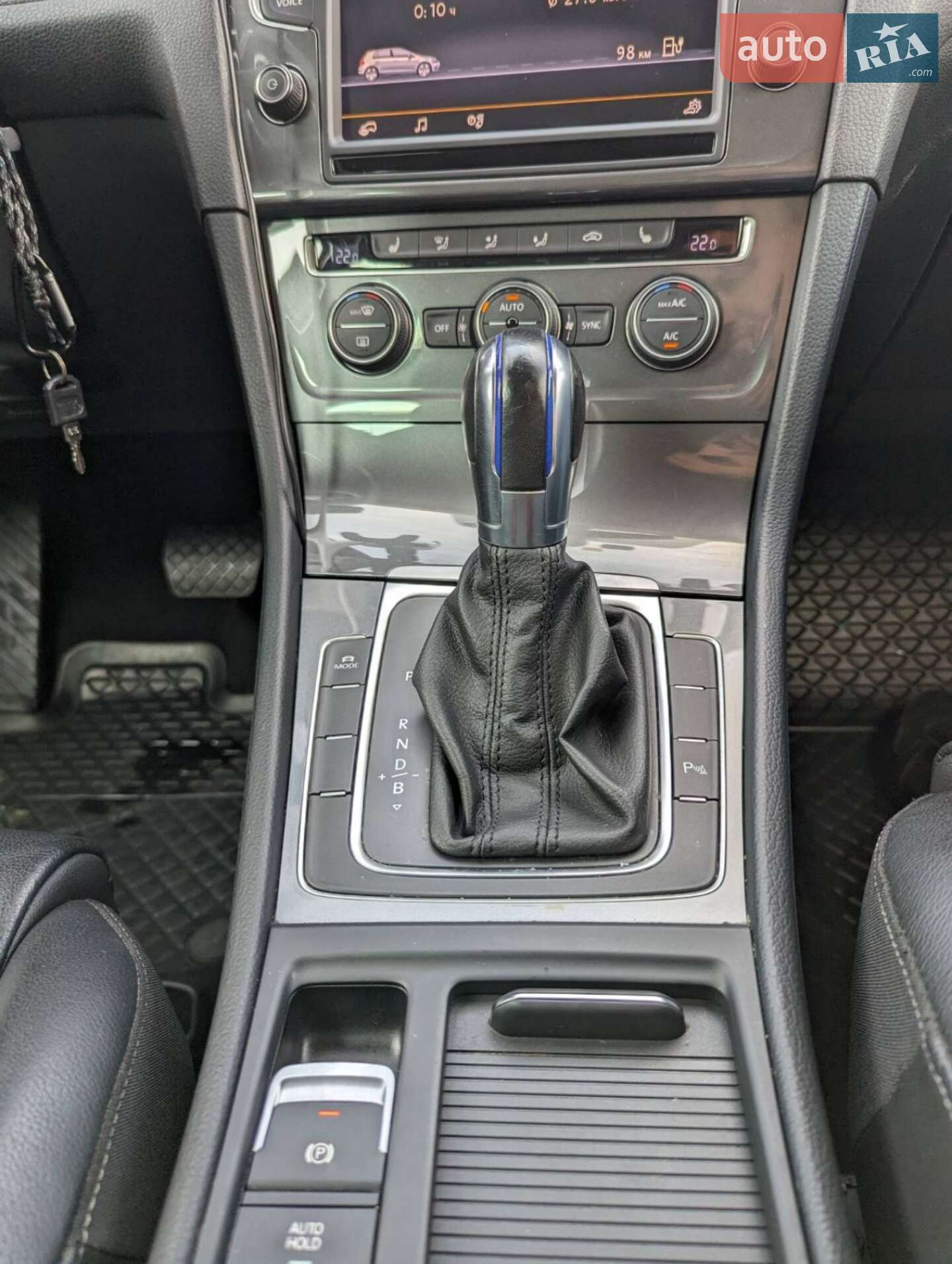 Volkswagen e-Golf 2015 VIN WVWZZZAUZFW912034 фото оголошення 4 з 31