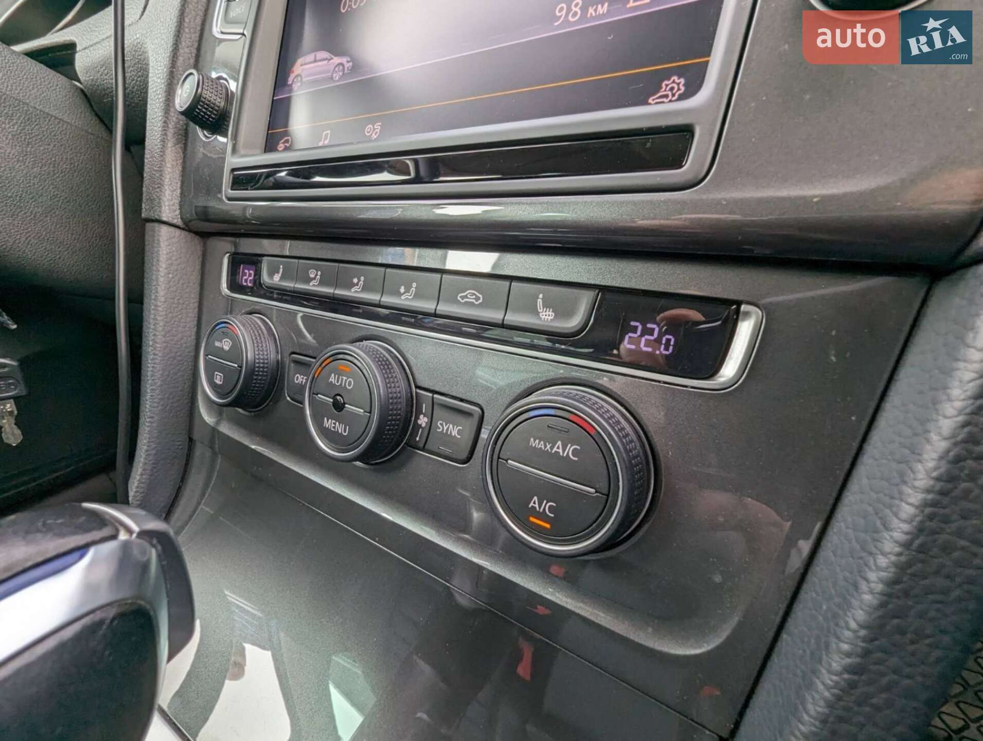 Volkswagen e-Golf 2015 VIN WVWZZZAUZFW912034 фото оголошення 8 з 31