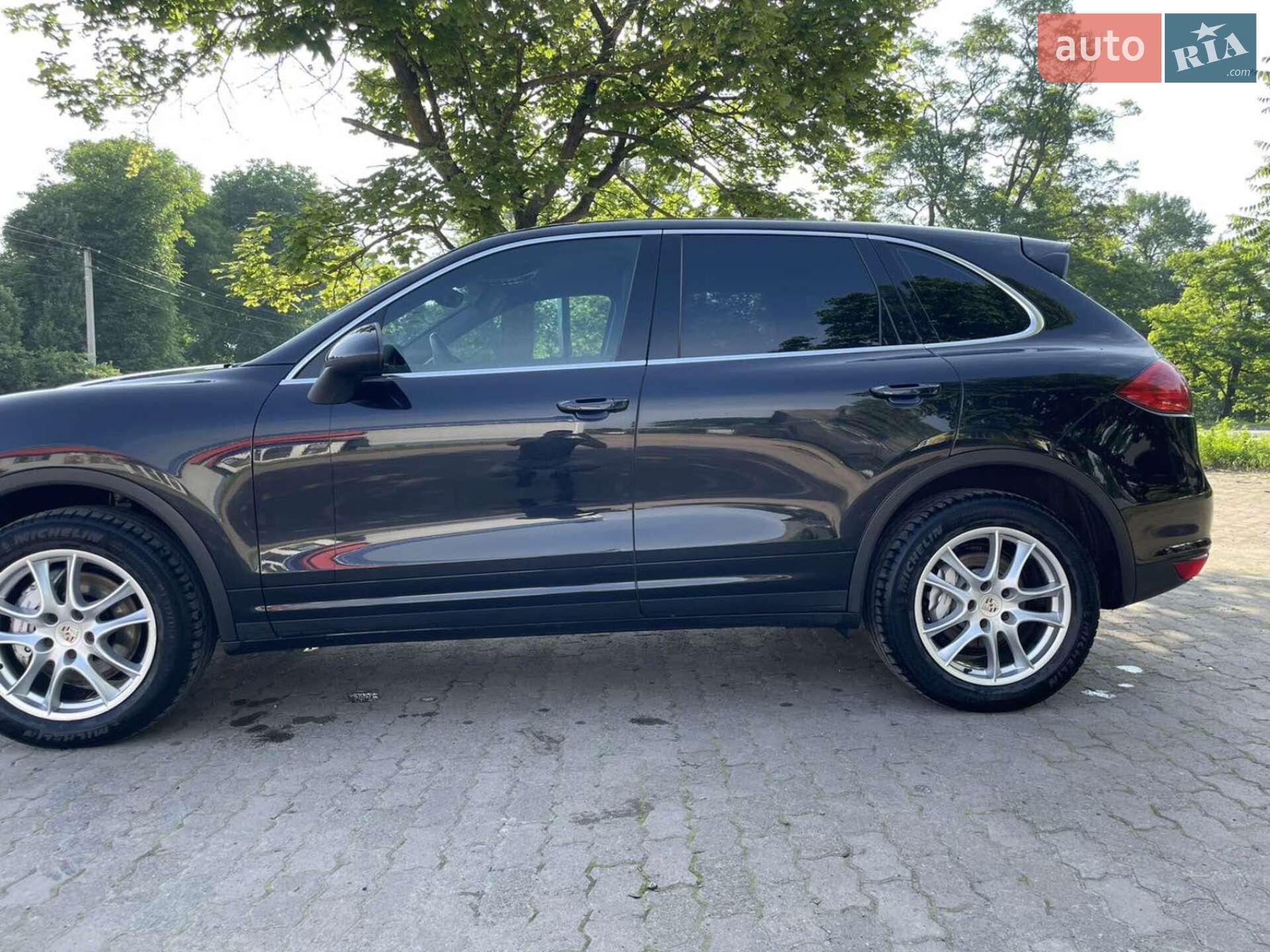 Porsche Cayenne 2010 VIN WP1ZZZ92ZBLA48270 фото оголошення 3 з 12