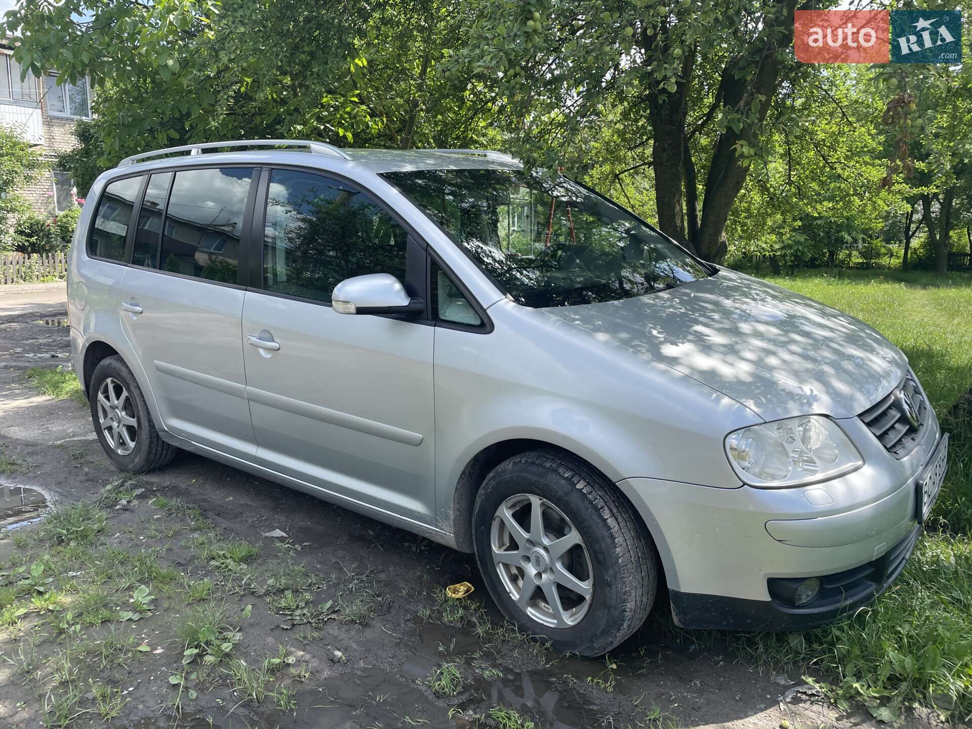 Volkswagen Touran 2003 VIN WVGZZZ1TZ3W010462 фото оголошення 2 з 7