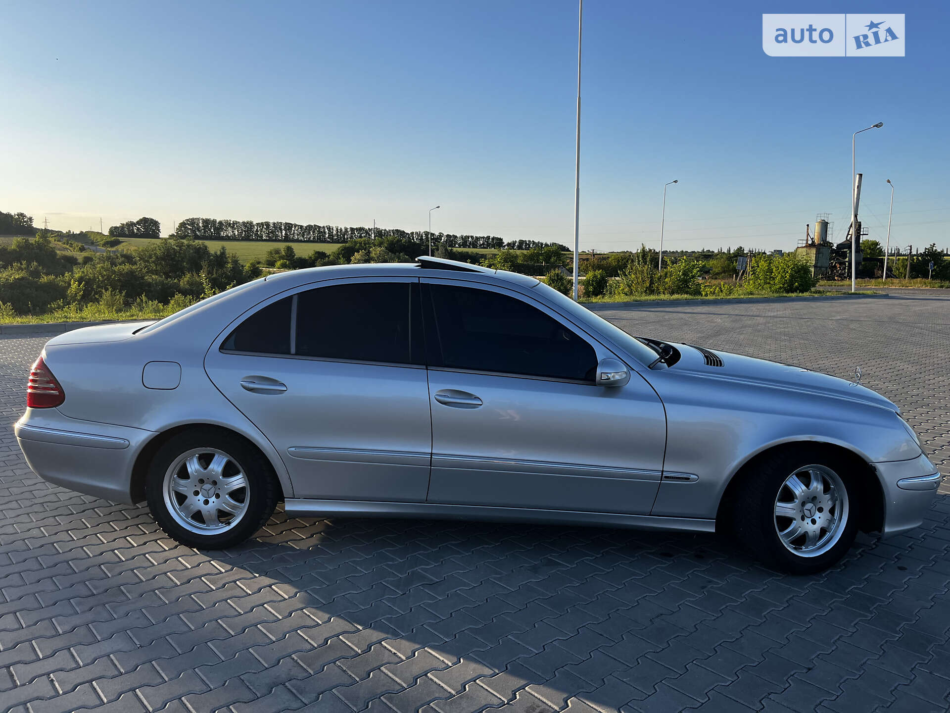 Mercedes-Benz E-Class 2004 VIN WDB2110261A673256 фото оголошення 11 з 20