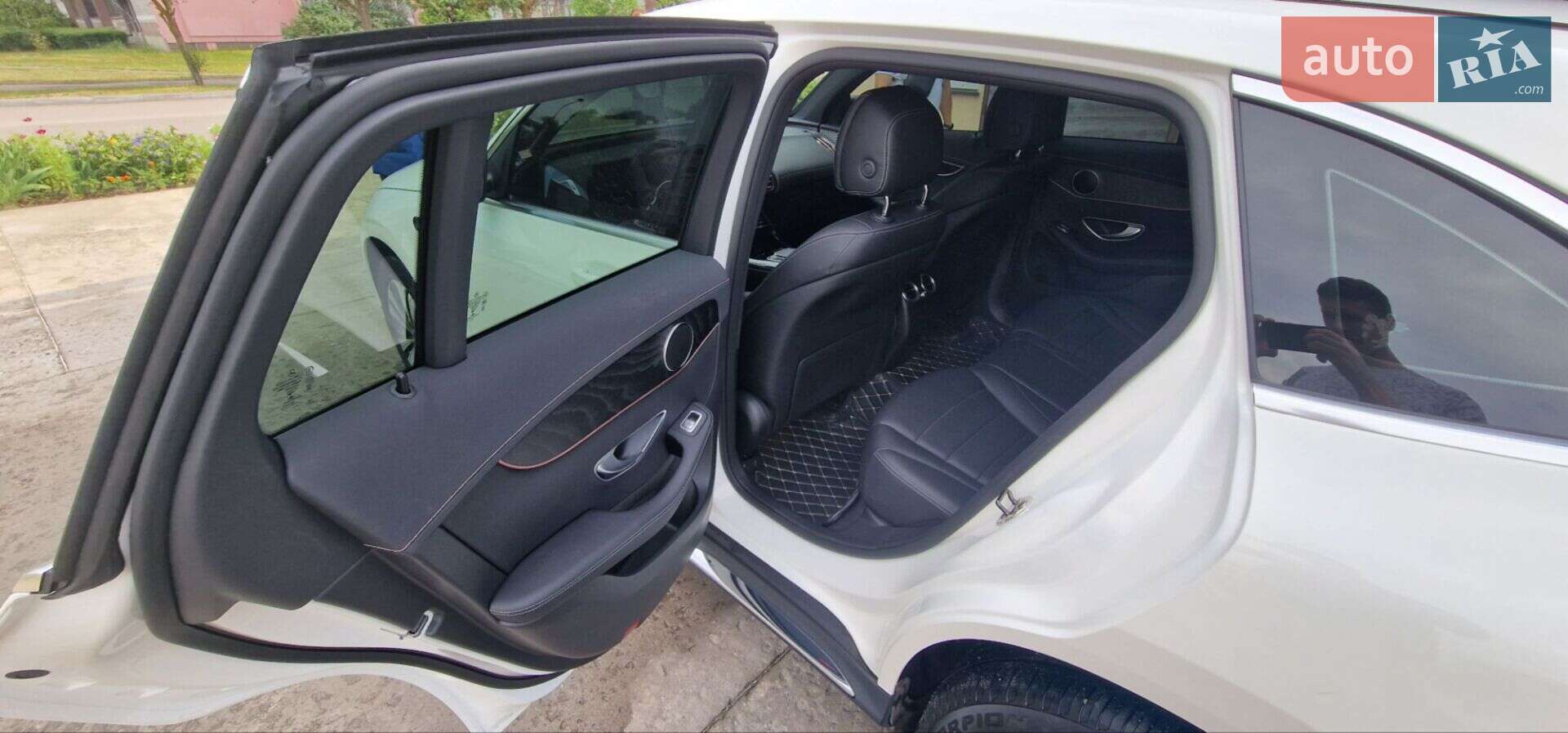 Mercedes-Benz EQC 2020 VIN LE48P9BB6ML023346 фото оголошення 2 з 21