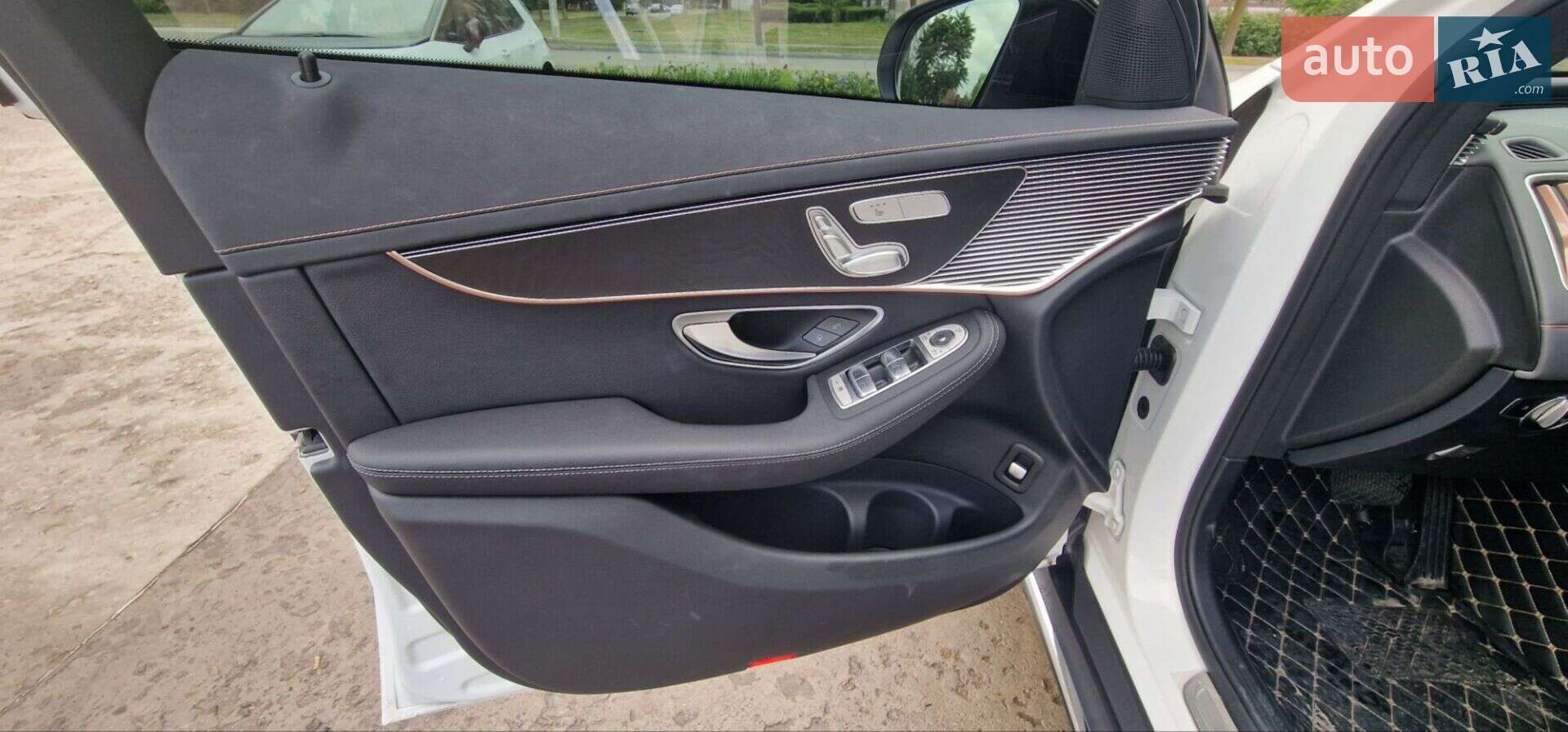 Mercedes-Benz EQC 2020 VIN LE48P9BB6ML023346 фото оголошення 14 з 21