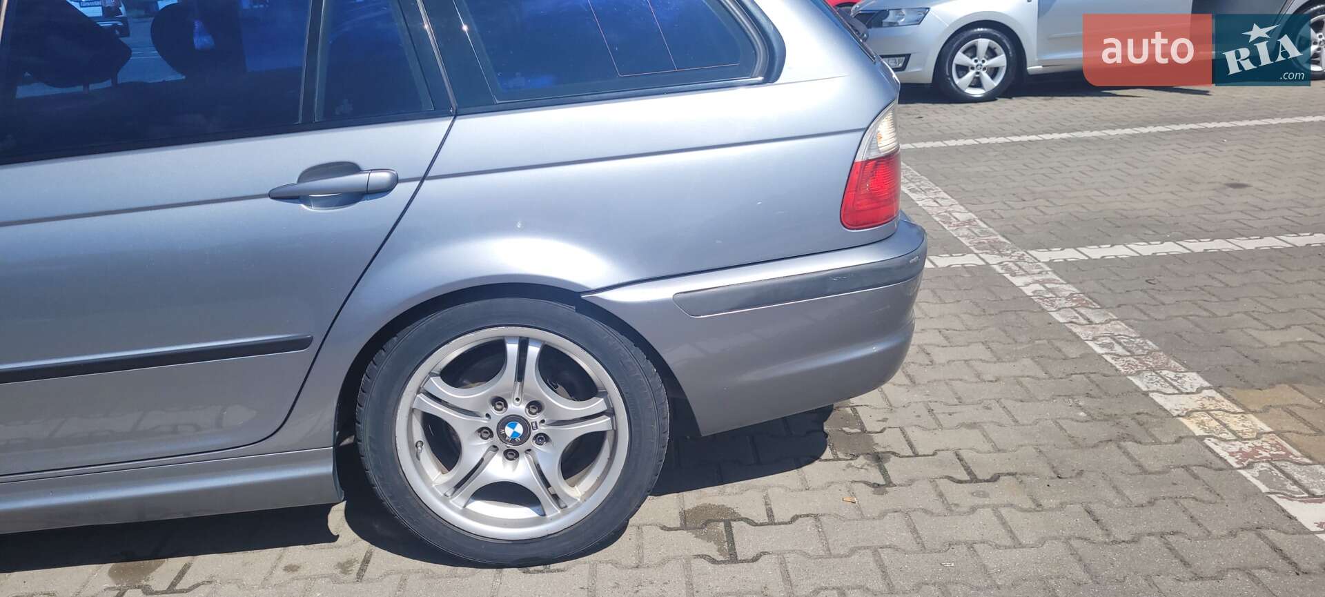 BMW 3 Series 2004 VIN WBAAP71000PP33421 фото оголошення 17 з 32