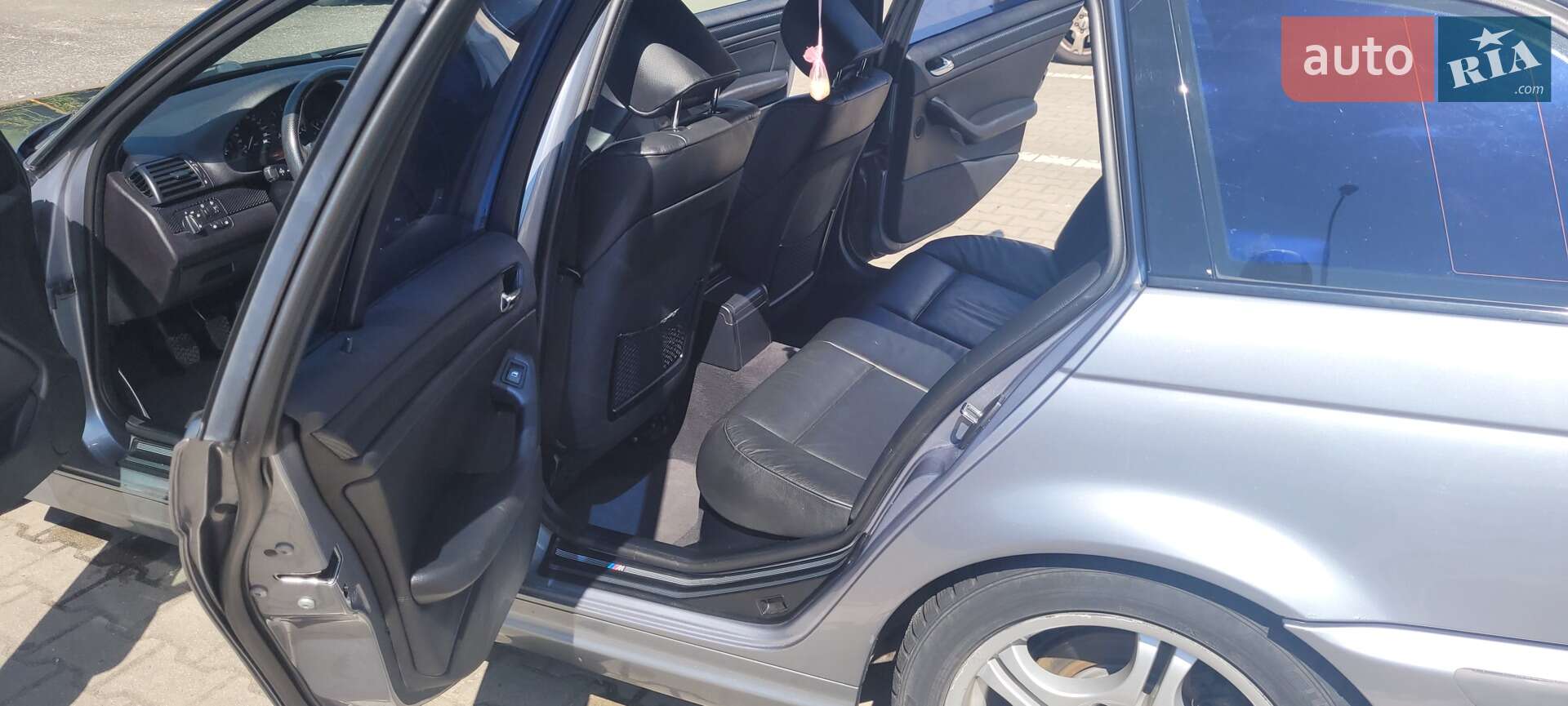 BMW 3 Series 2004 VIN WBAAP71000PP33421 фото оголошення 24 з 32