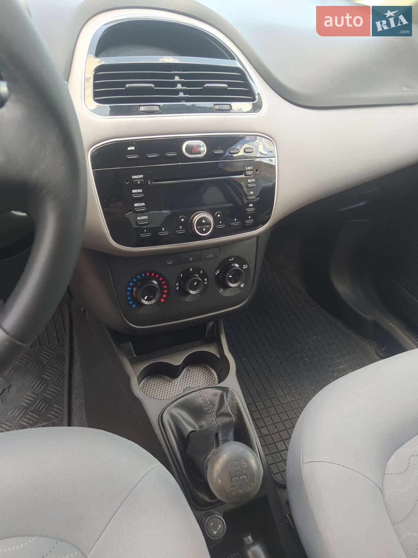 Fiat Linea 2013 VIN ZFA32300003210237 фото оголошення 21 з 30