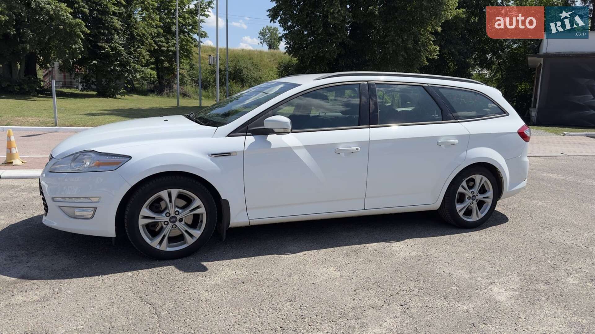 Ford Mondeo 2014 VIN WF0GXXGBBGEJ53920 фото оголошення 3 з 29