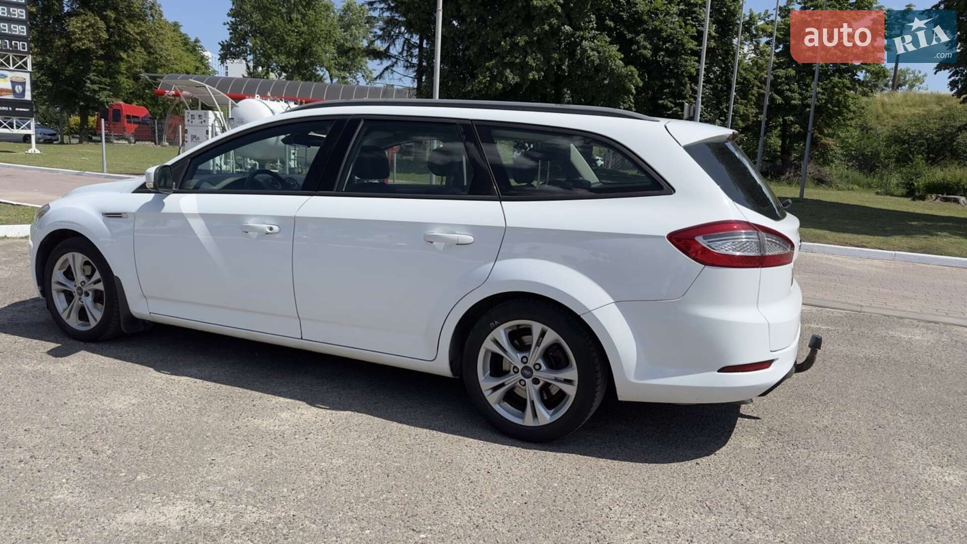 Ford Mondeo 2014 VIN WF0GXXGBBGEJ53920 фото оголошення 8 з 29