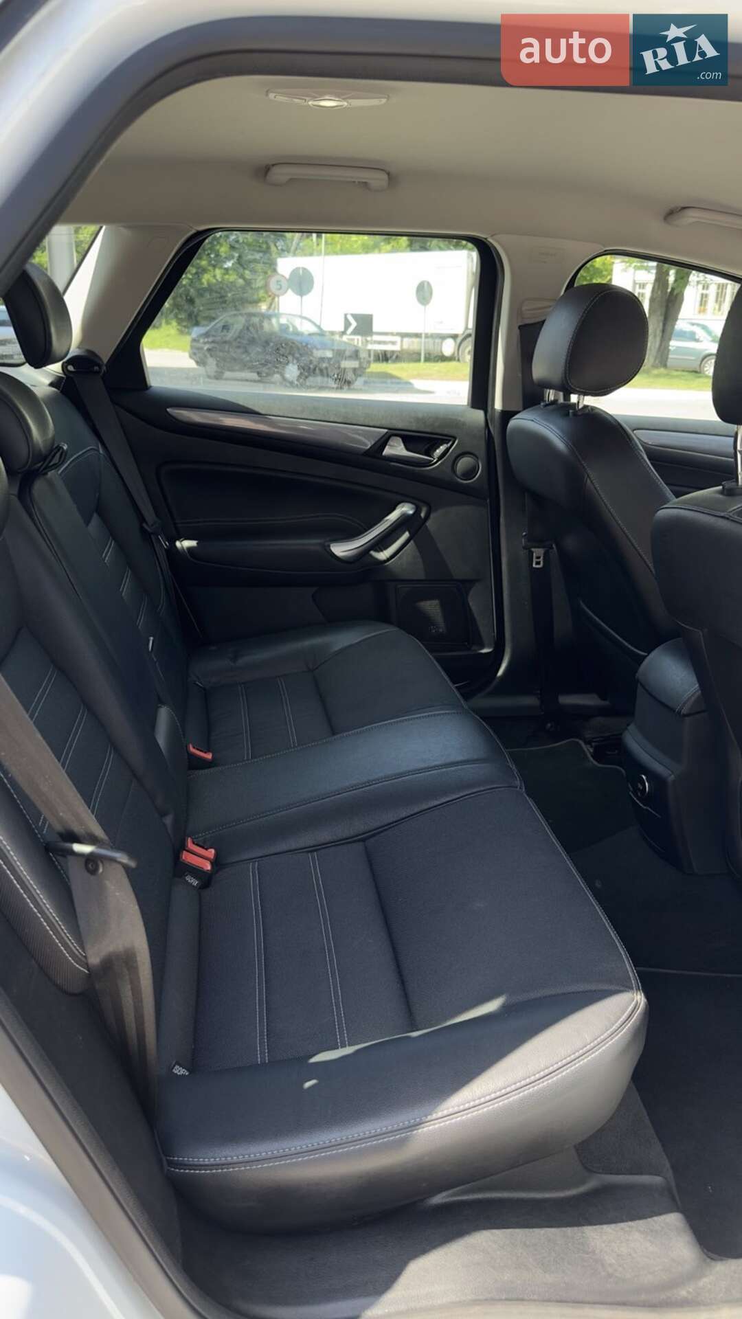 Ford Mondeo 2014 VIN WF0GXXGBBGEJ53920 фото оголошення 17 з 29