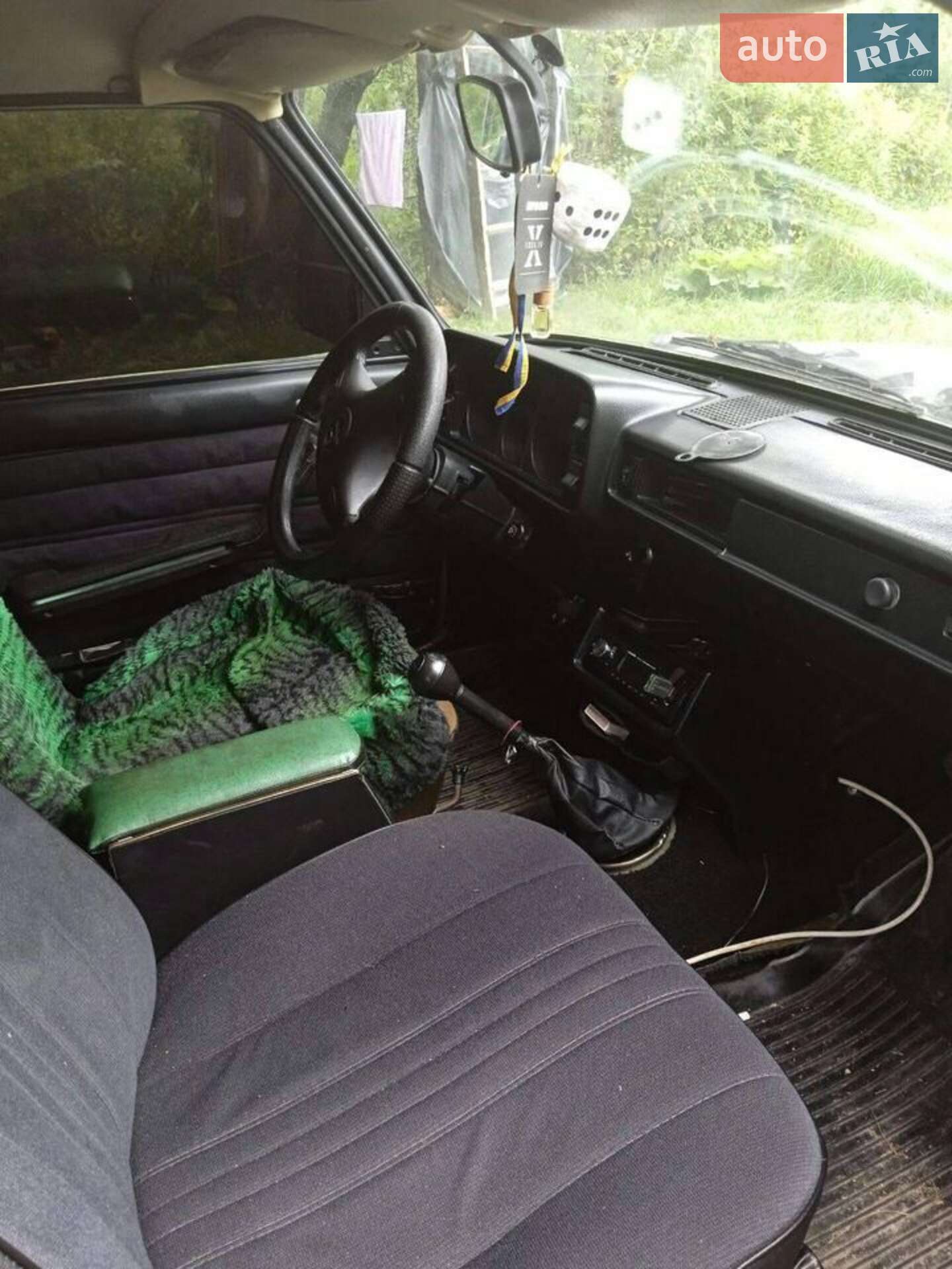 ВАЗ / Lada 2105 1990 VIN XTA210500L1143800 фото оголошення 3 з 7