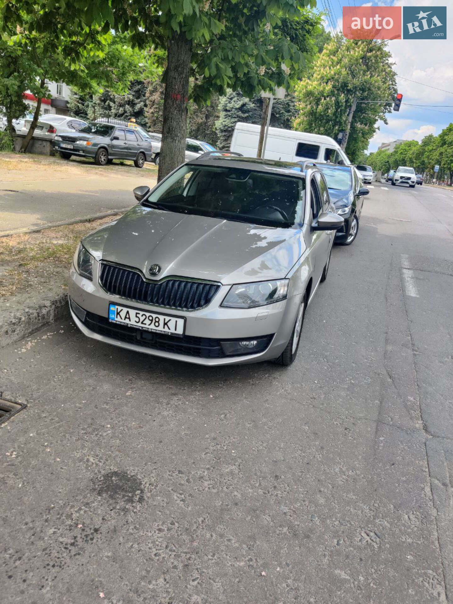 Skoda Octavia 2014 VIN TMBJJ9NE3E0142425 фото оголошення 2 з 16