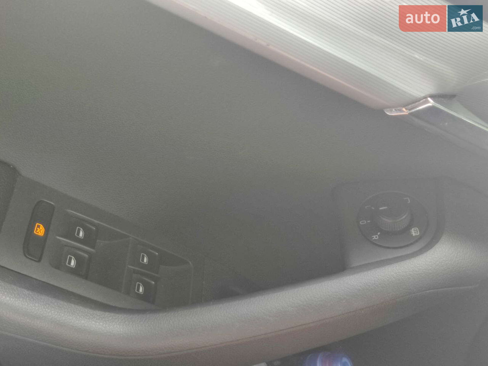 Skoda Octavia 2014 VIN TMBJJ9NE3E0142425 фото оголошення 4 з 16