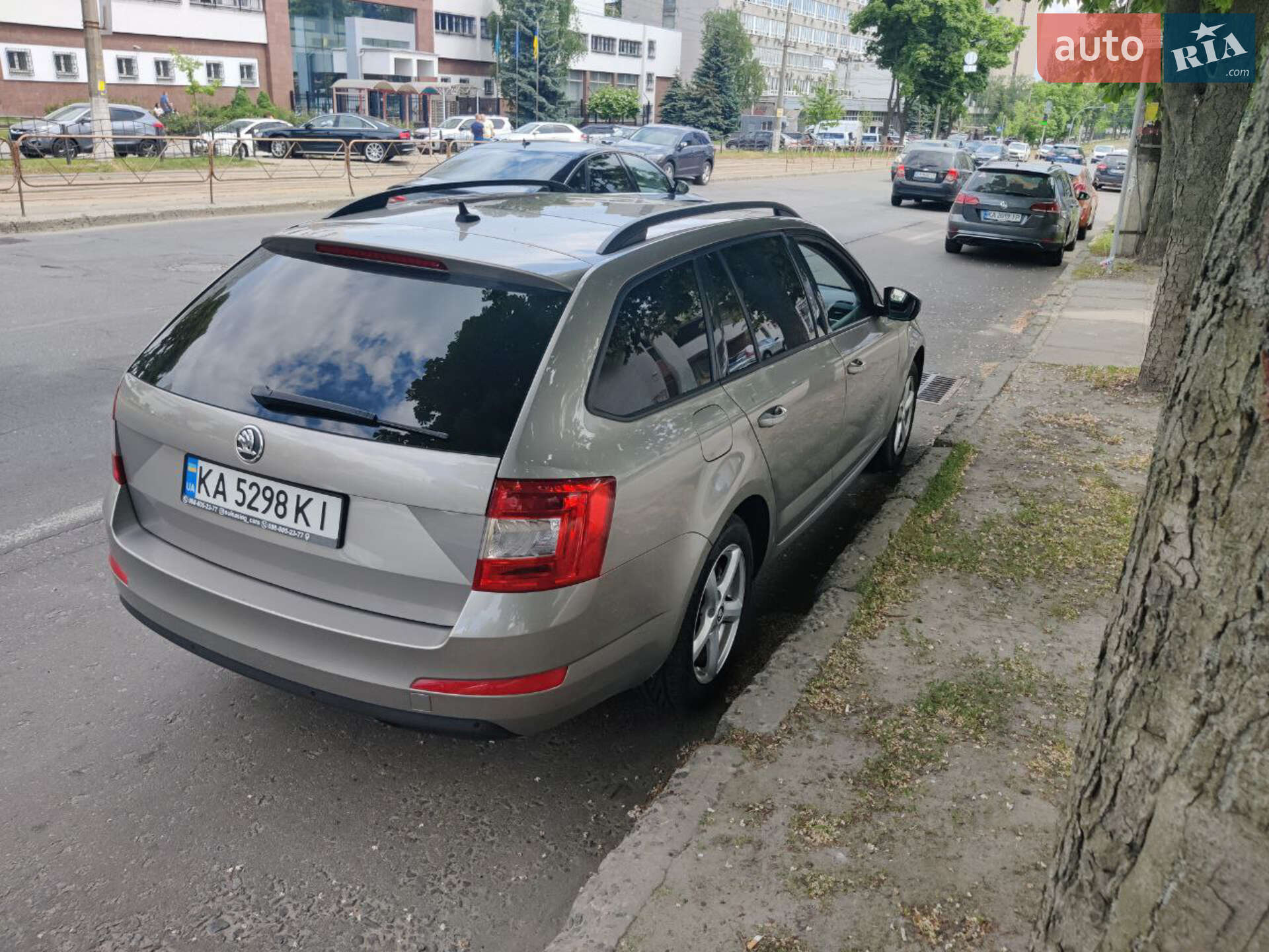 Skoda Octavia 2014 VIN TMBJJ9NE3E0142425 фото оголошення 10 з 16