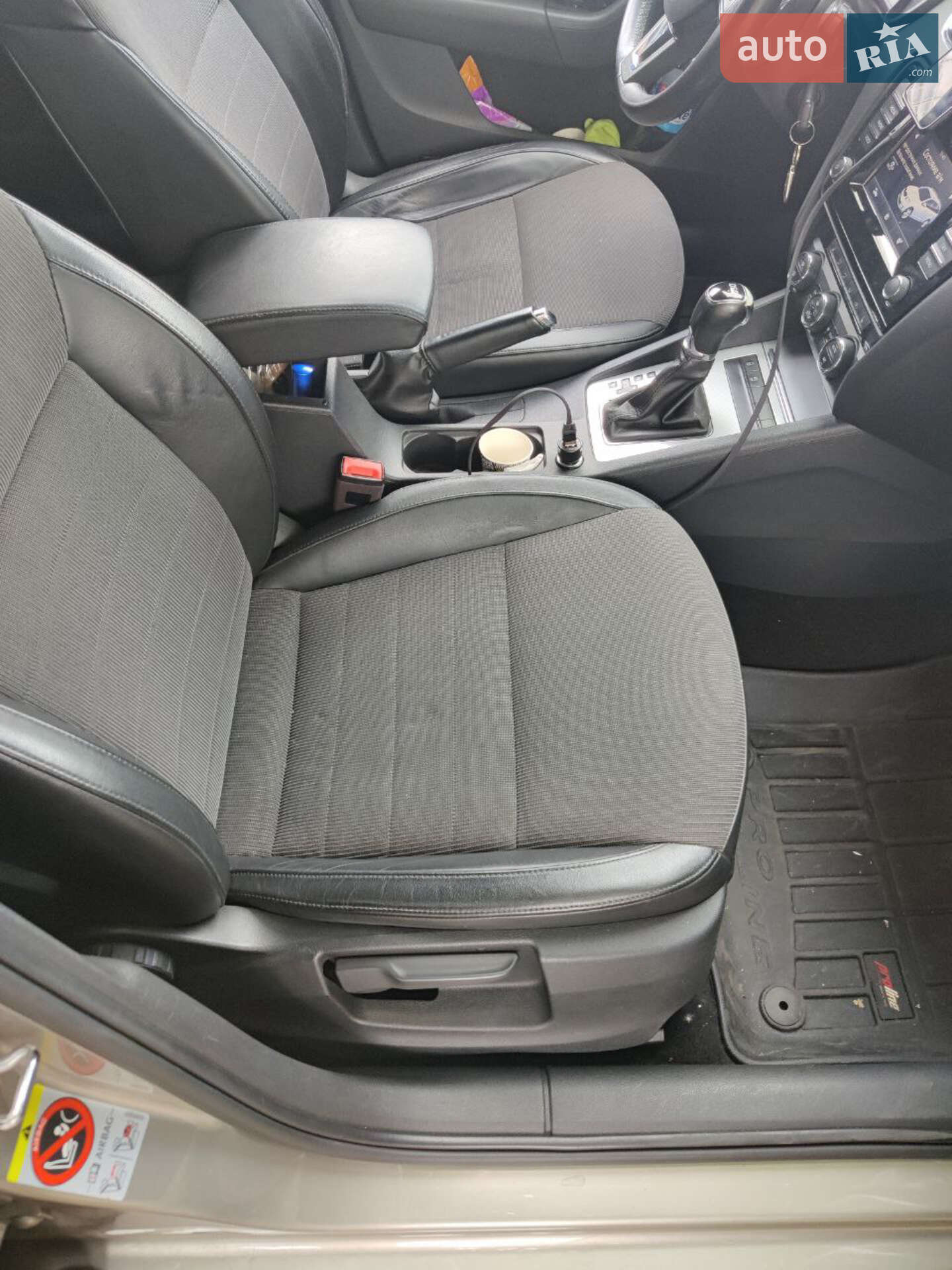 Skoda Octavia 2014 VIN TMBJJ9NE3E0142425 фото оголошення 11 з 16