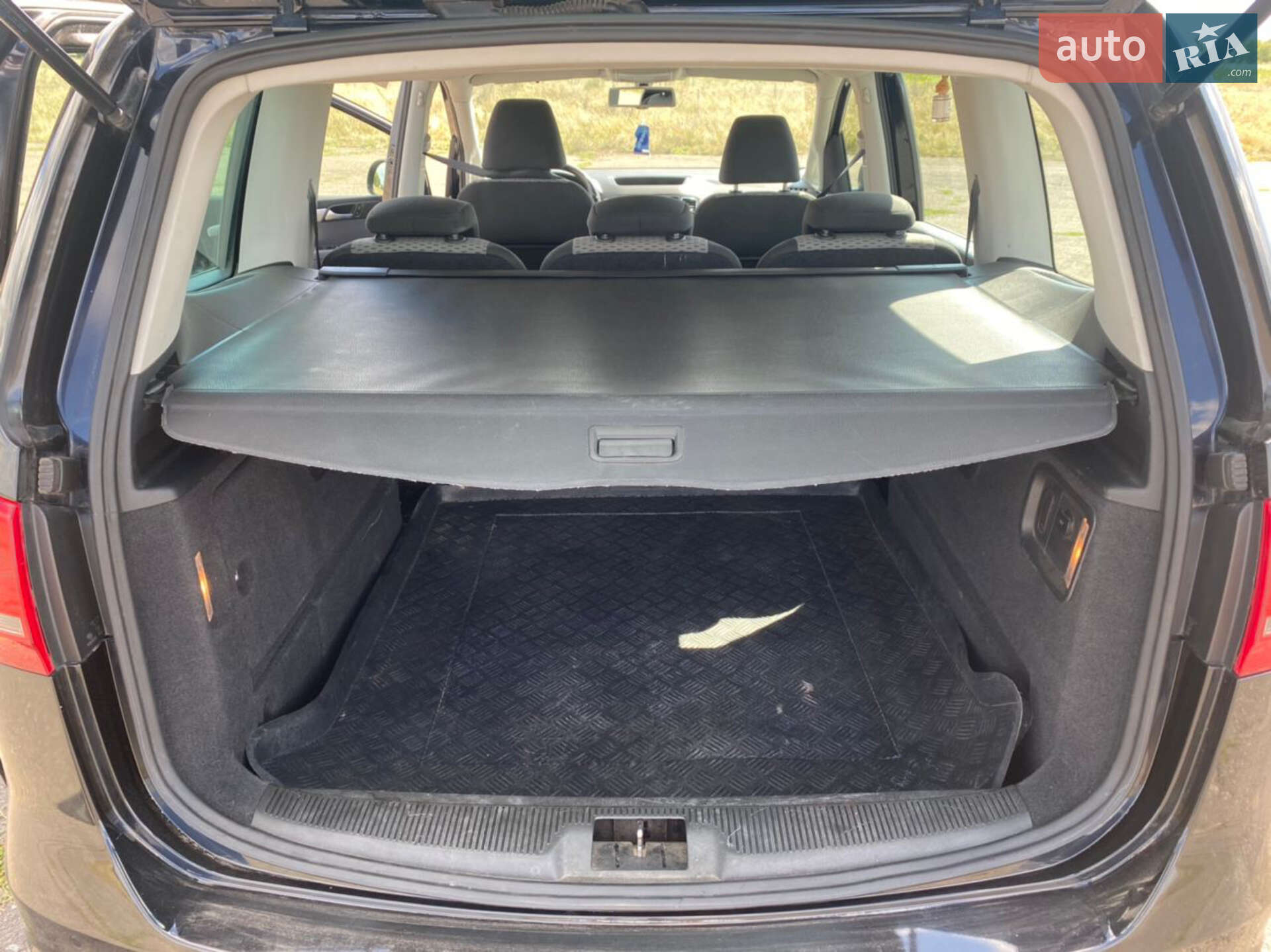 Volkswagen Sharan 2011 VIN WVWZZZ7NZBV005699 фото оголошення 12 з 17