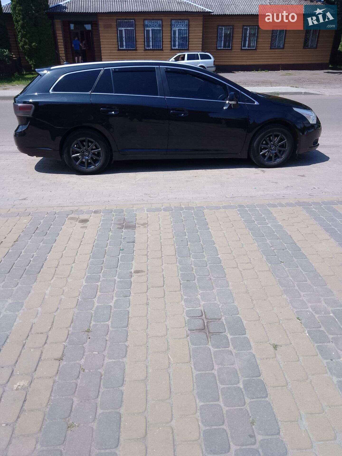 Toyota Avensis 2011 VIN SB1EE76LX0E019440 фото оголошення 2 з 11