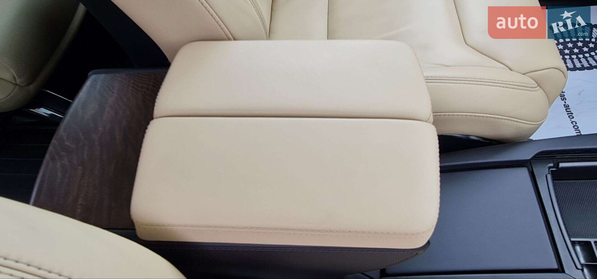 Tesla Model X 2017 VIN 5YJXCBE22HF044400 фото оголошення 20 з 35