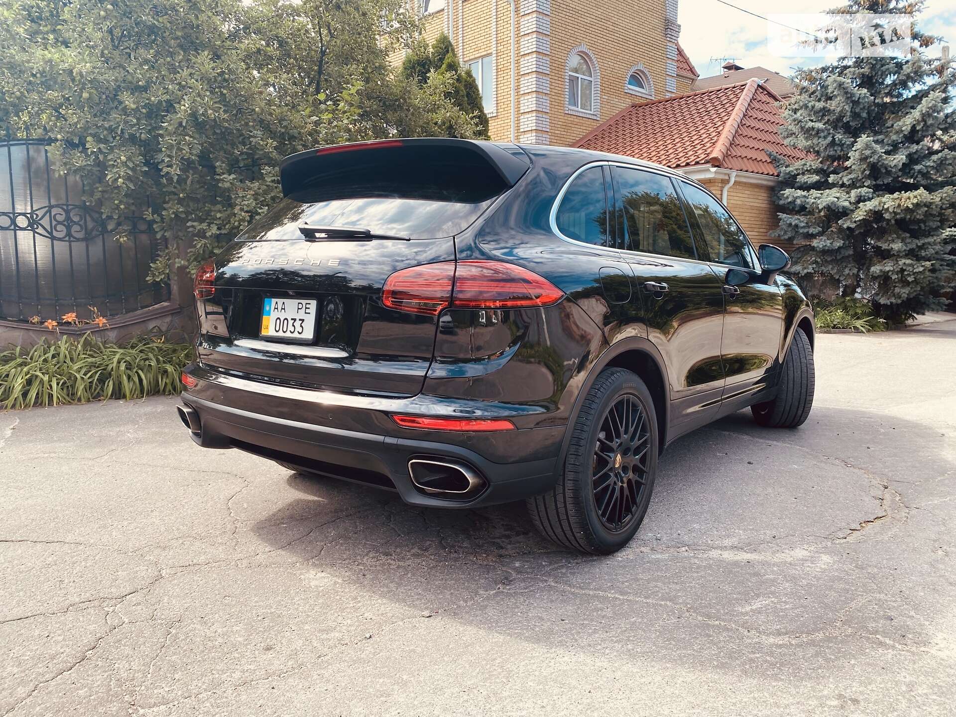 Porsche Cayenne 2015 VIN WP1AA2A28GLA04107 фото оголошення 11 з 18