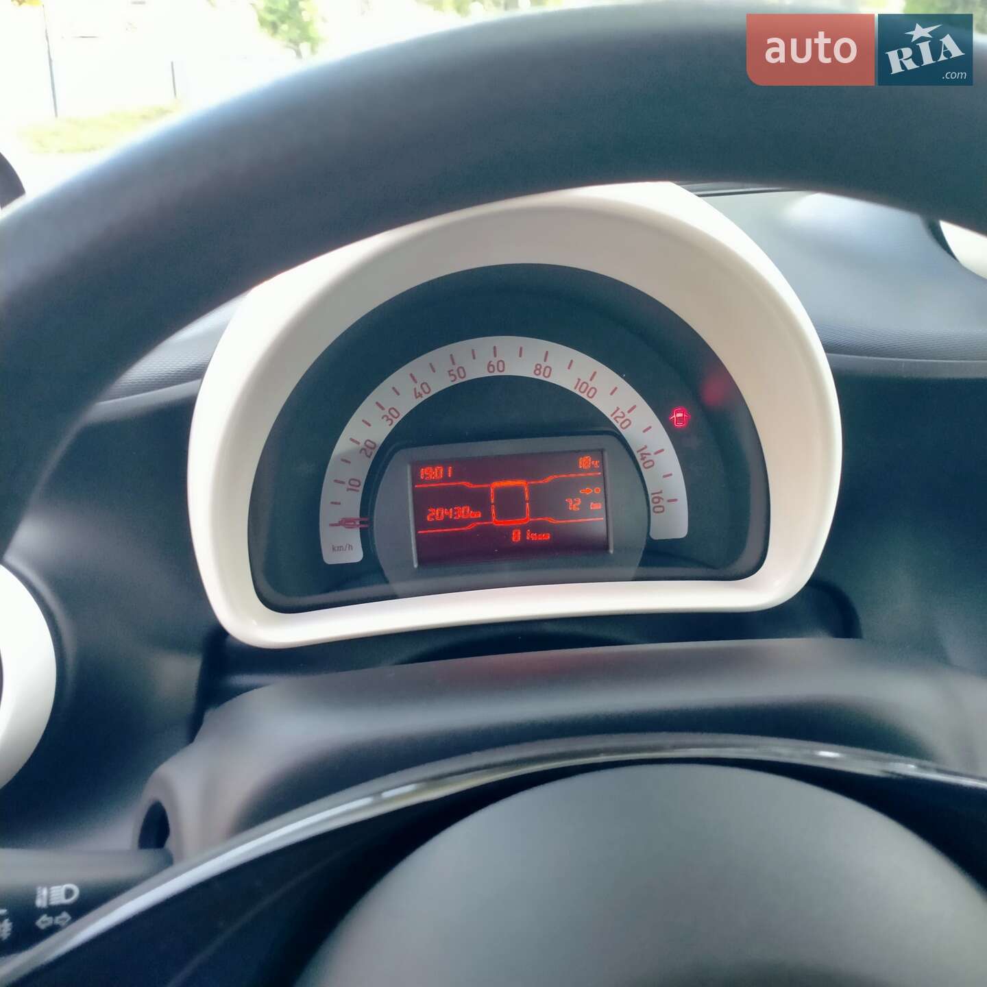 Smart EQ Fortwo 2018 VIN WME4533911K329845 фото оголошення 13 з 16