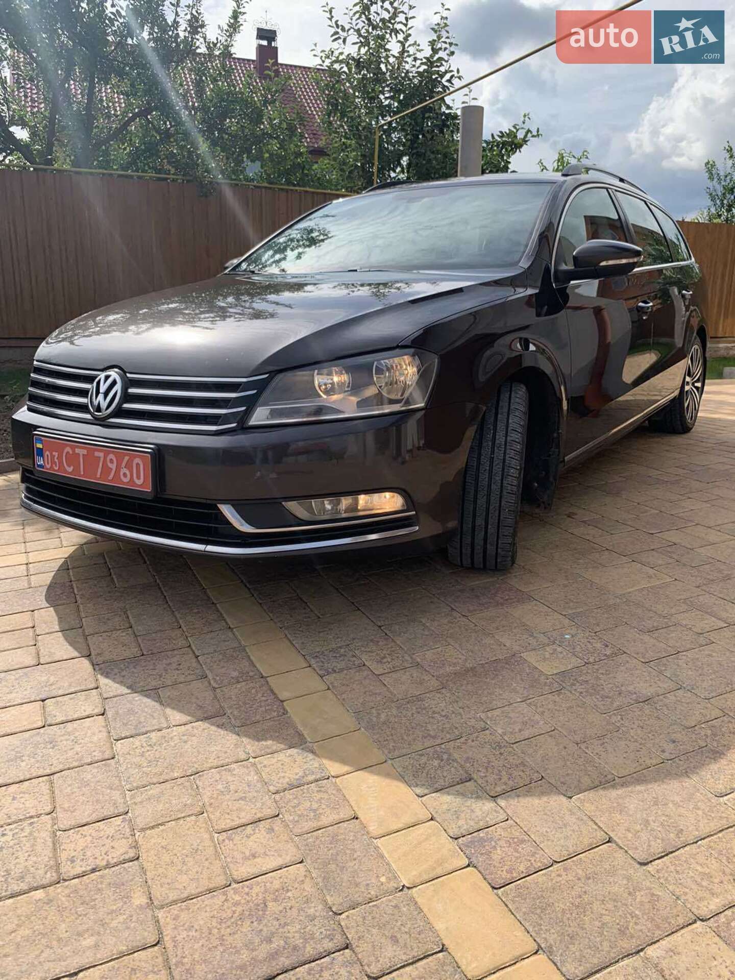 Volkswagen Passat 2011 VIN WVWZZZ3CZBE352013 фото оголошення 2 з 21