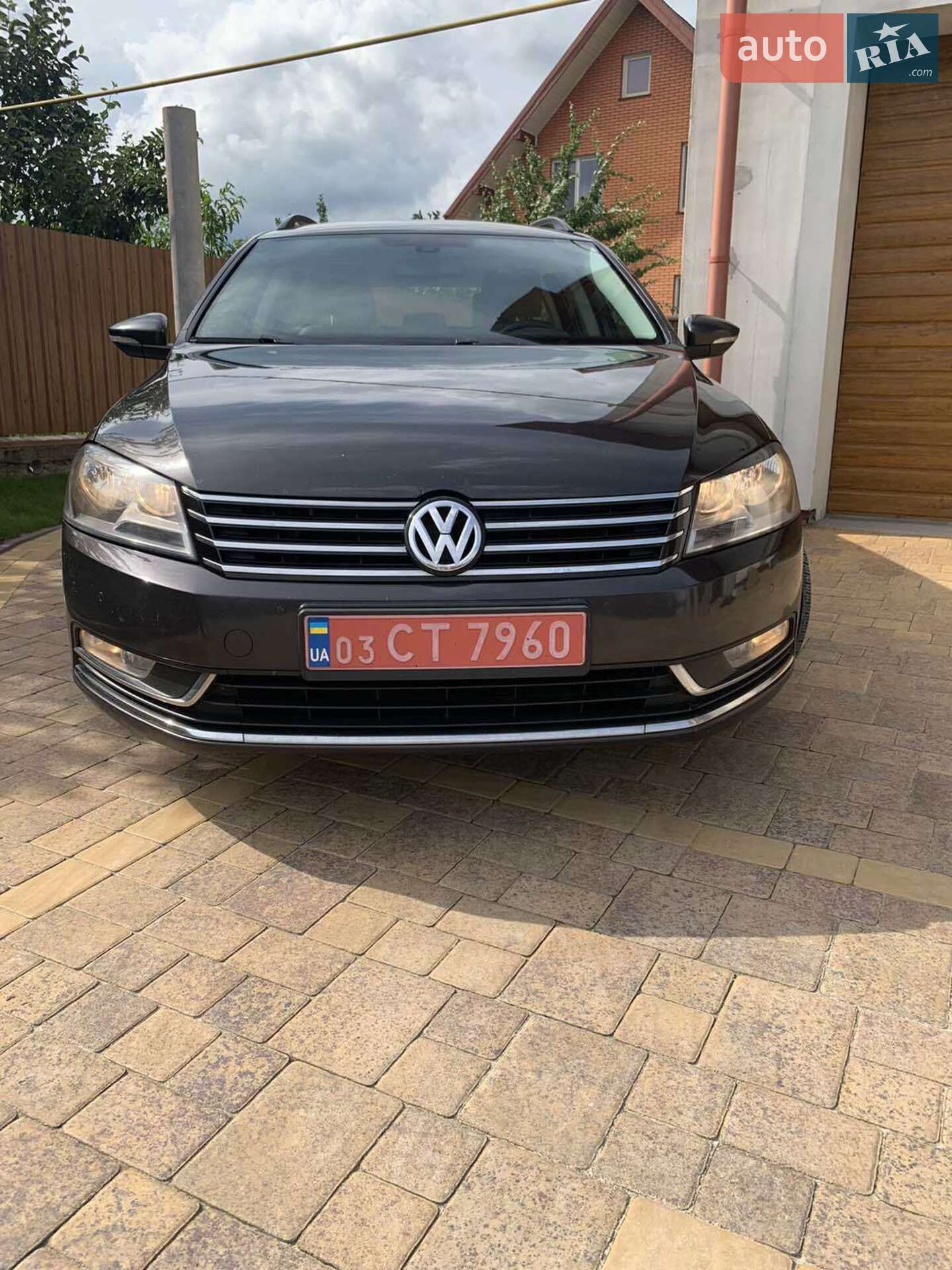 Volkswagen Passat 2011 VIN WVWZZZ3CZBE352013 фото оголошення 4 з 21