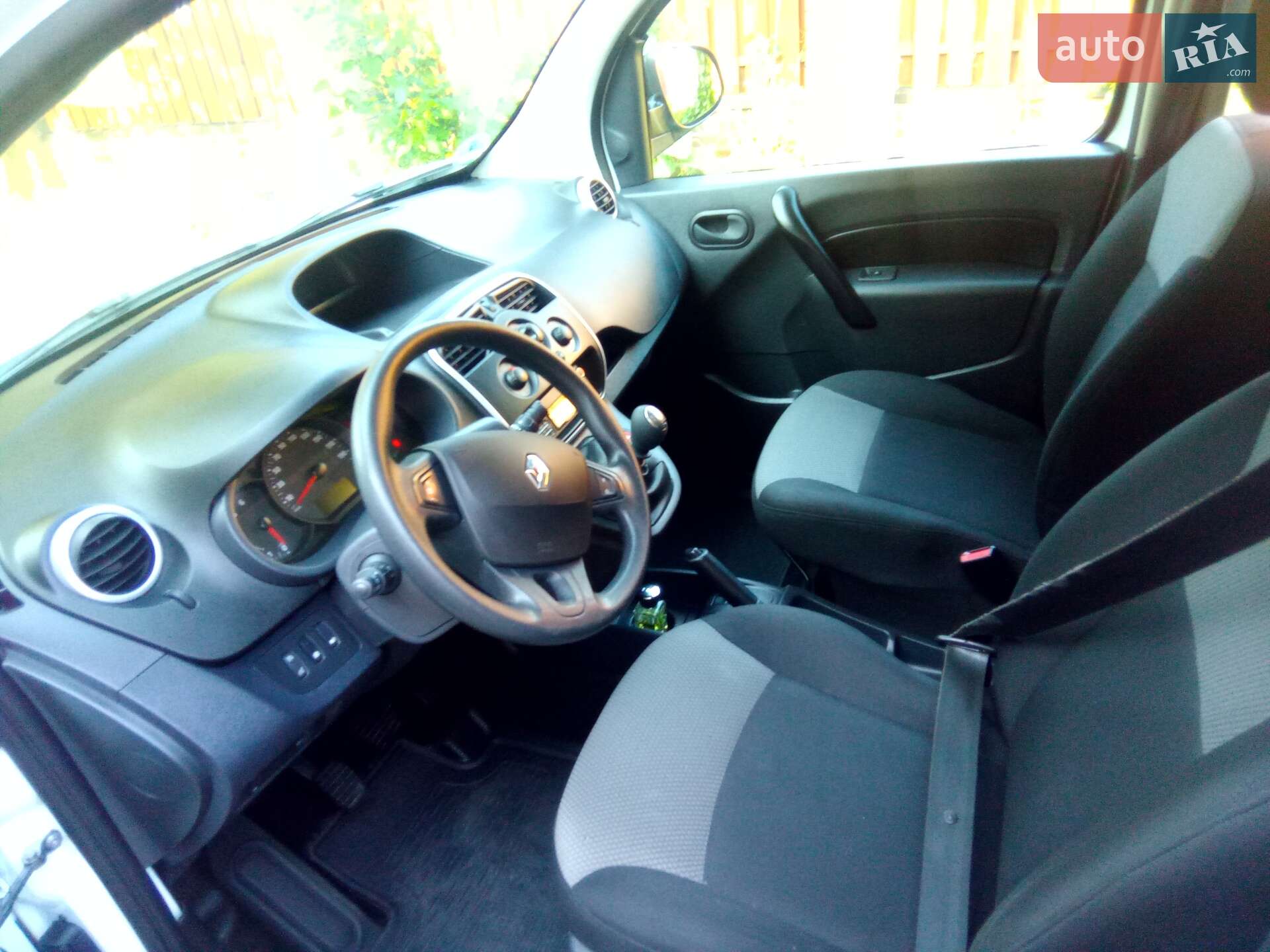 Renault Kangoo 2019 VIN VF1FW52H262801620 фото оголошення 2 з 6