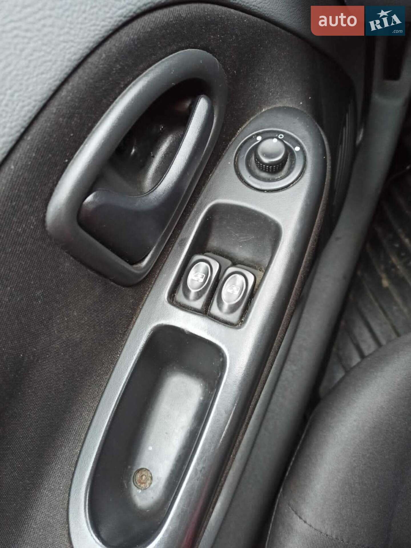 Renault Clio Symbol 2008 VIN VF1LB0BC539625775 фото оголошення 6 з 15