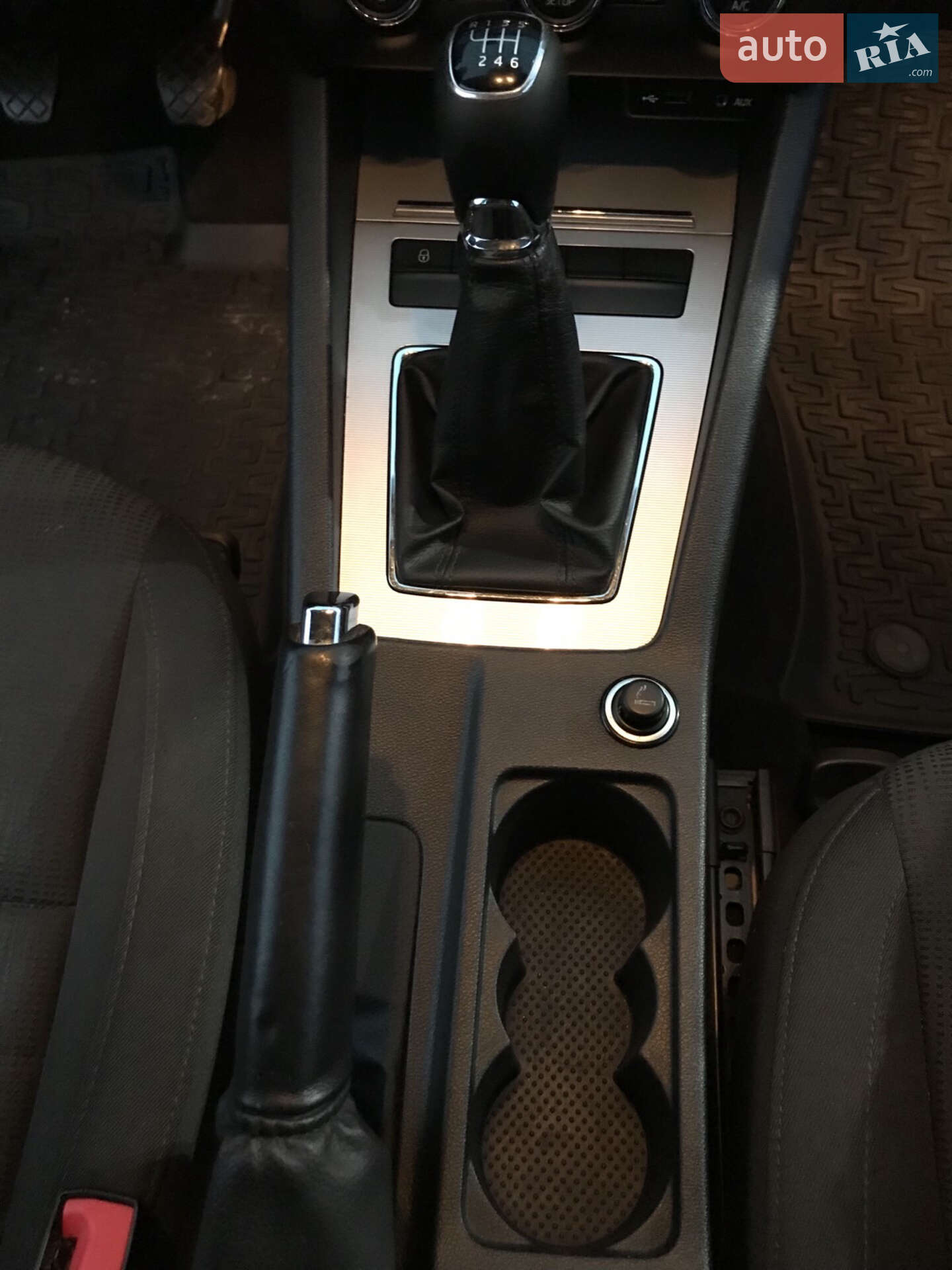 Skoda Octavia 2014 VIN TMBJJ6NE7F0109606 фото оголошення 36 з 49
