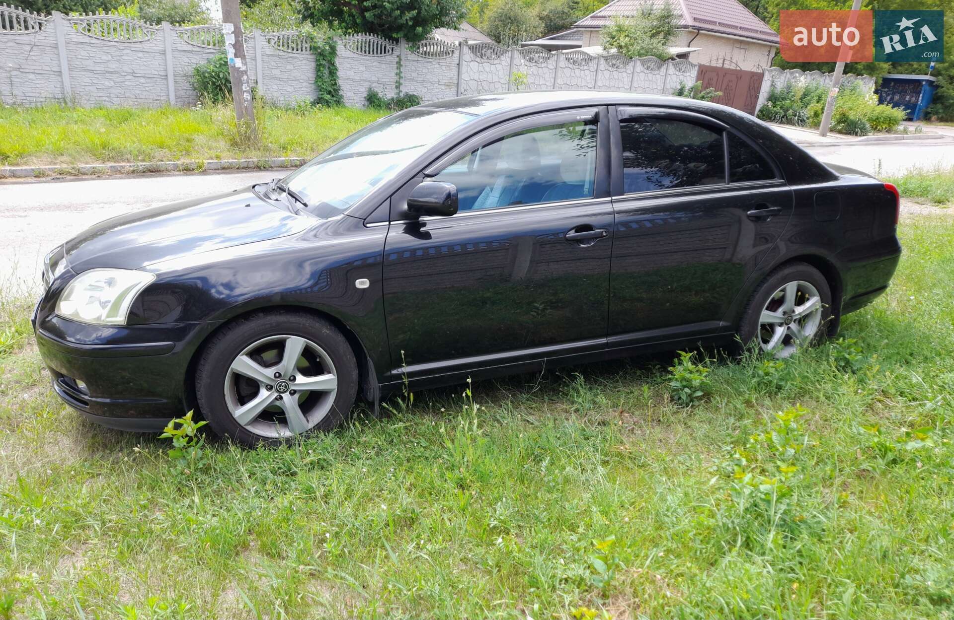 Toyota Avensis 2003 VIN SB1BR56L00E040521 фото оголошення 3 з 26