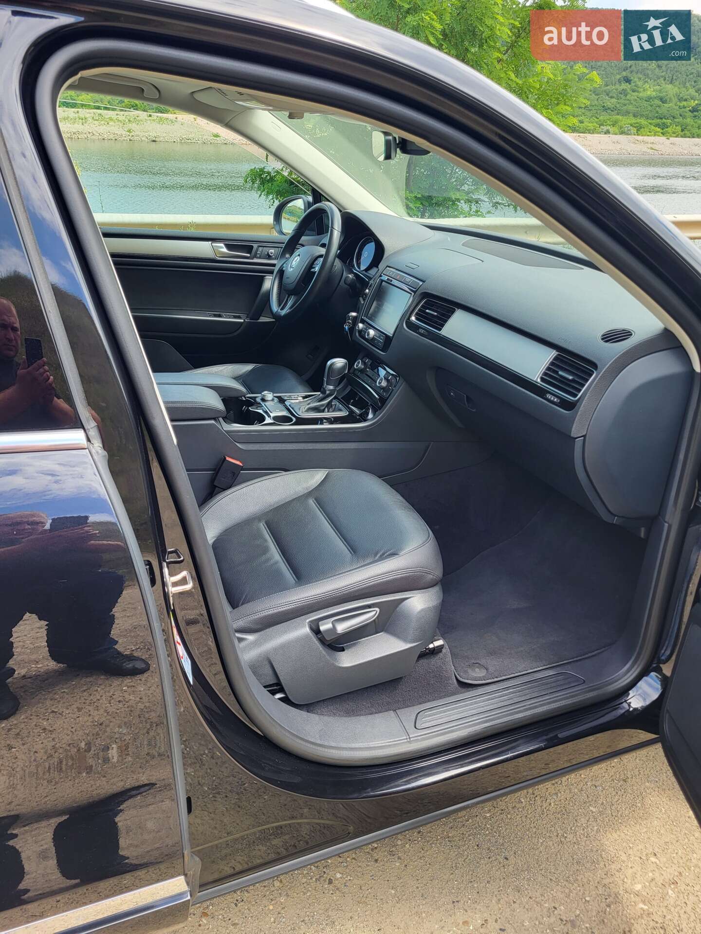 Volkswagen Touareg 2017 VIN WVGZZZ7PZHD035379 фото оголошення 6 з 24