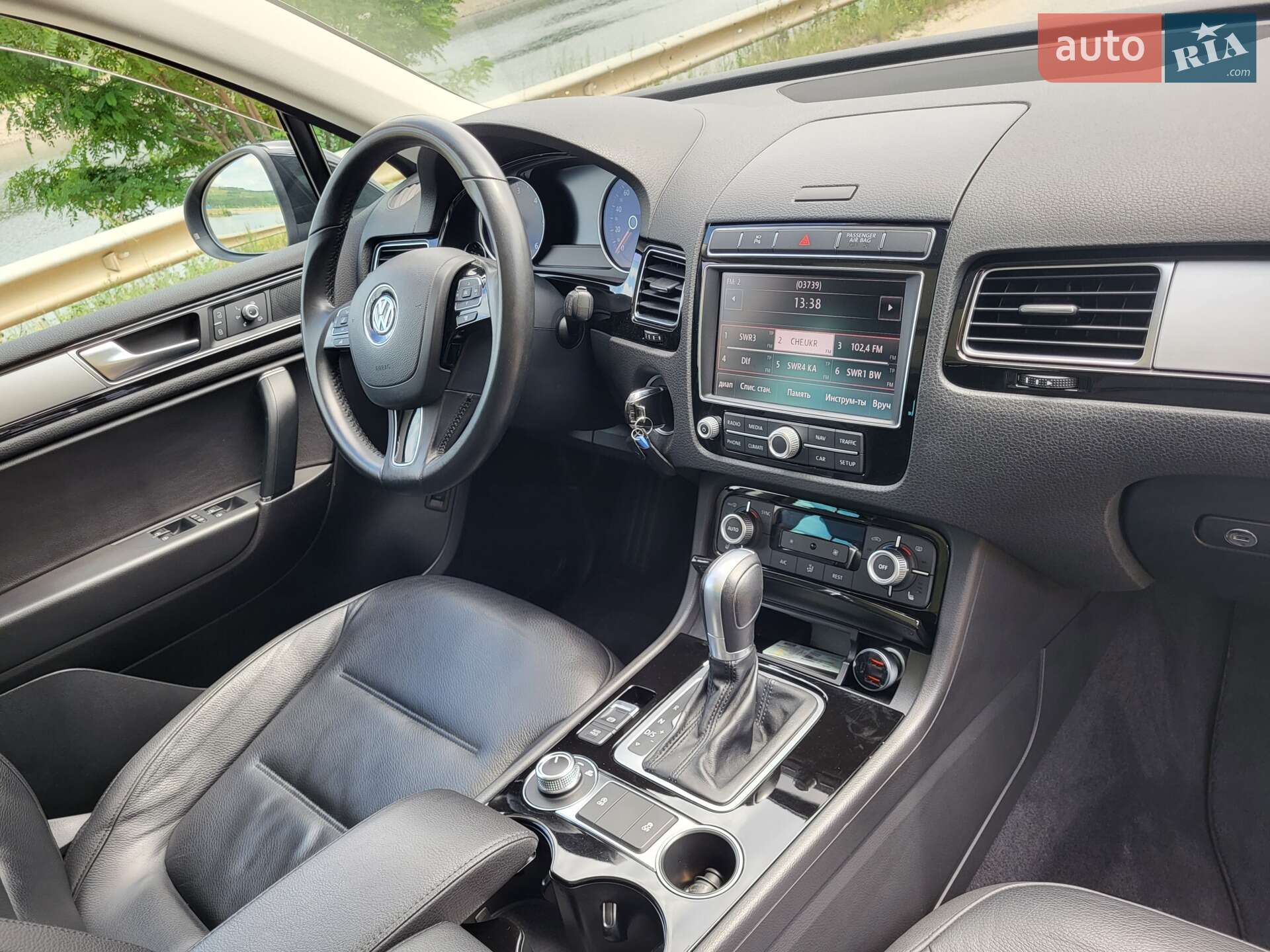 Volkswagen Touareg 2017 VIN WVGZZZ7PZHD035379 фото оголошення 7 з 24