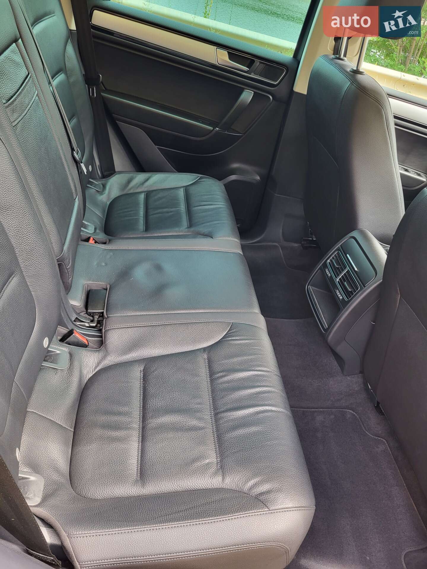Volkswagen Touareg 2017 VIN WVGZZZ7PZHD035379 фото оголошення 10 з 24